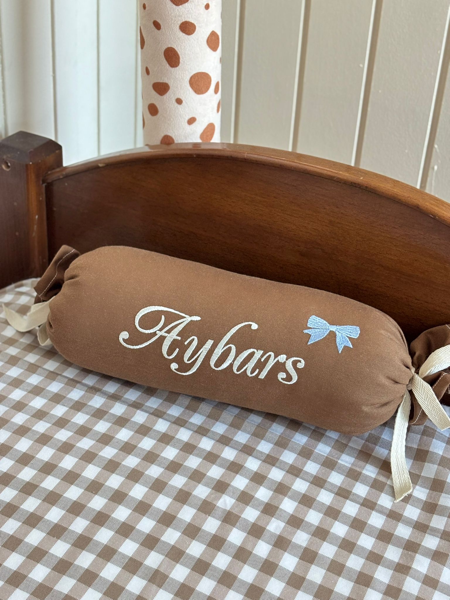 ŞEKER YASTIK PAPYONLU TAVŞAN - KOYU KAHVE