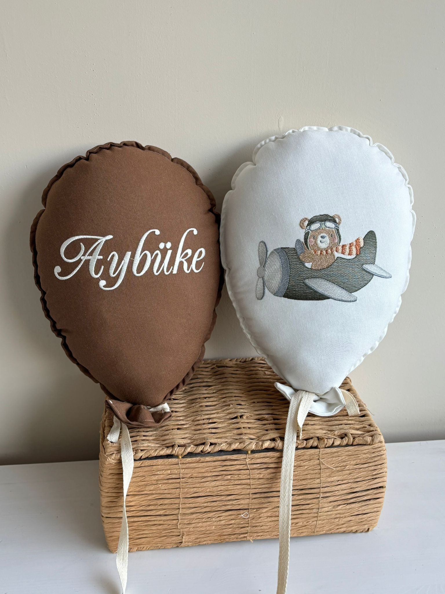 NAKIŞ BALON 2'Lİ UÇAKLI AYI - KOYU KAHVE