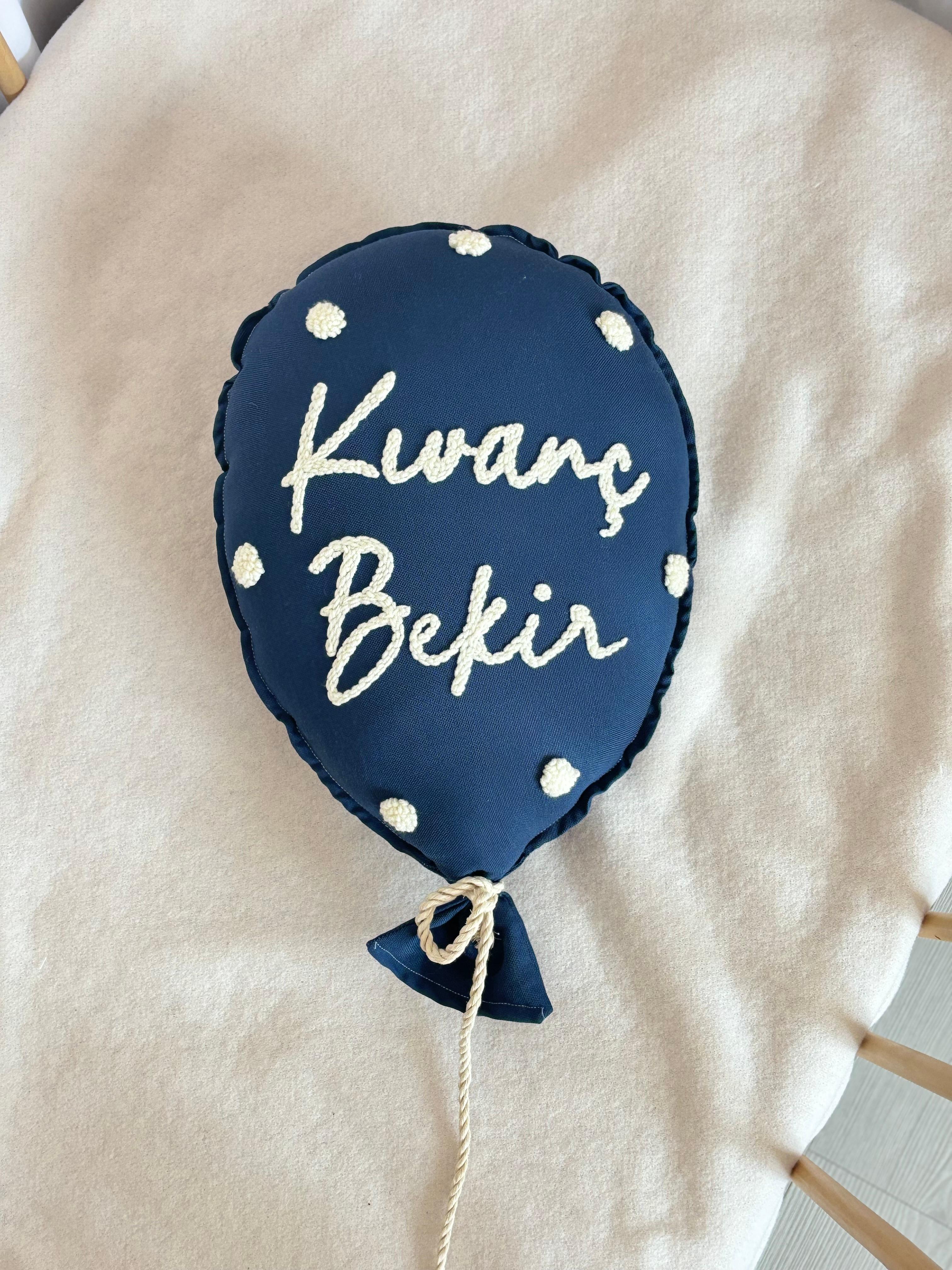 BENEKLİ TEKLİ BALON