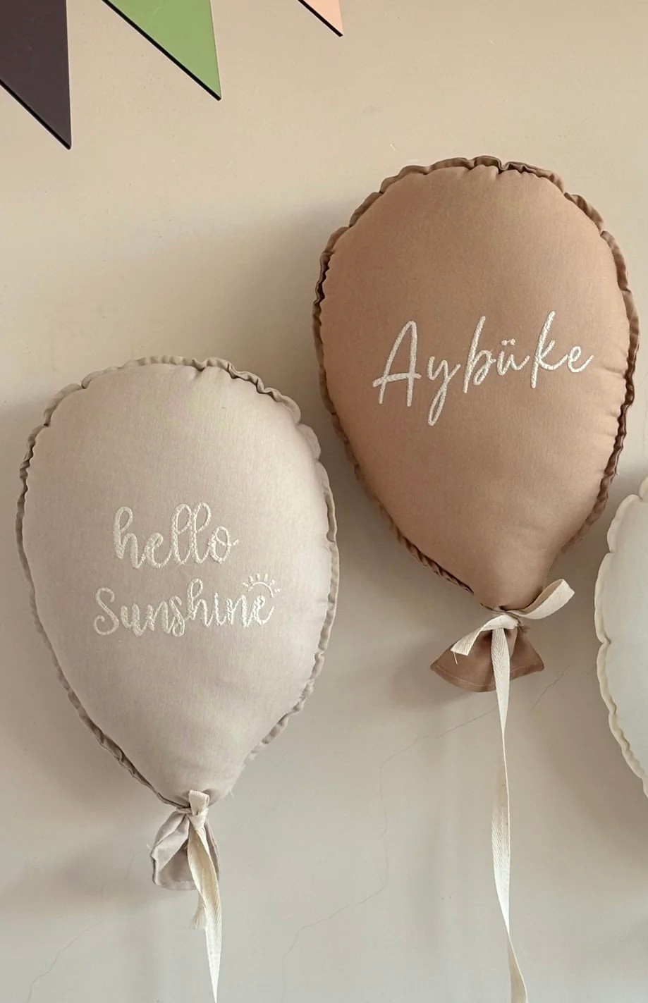 HELLO WORLD İSME ÖZEL NAKIŞ 2 li balon takımı