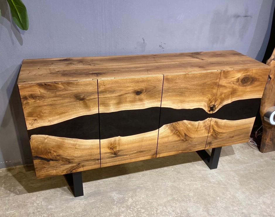 Black Epoxy Walnut Console – Handmade Rustic TV Unit & Buffet Cabinet | Custom Solid Wood Sideboard | INNATURE 