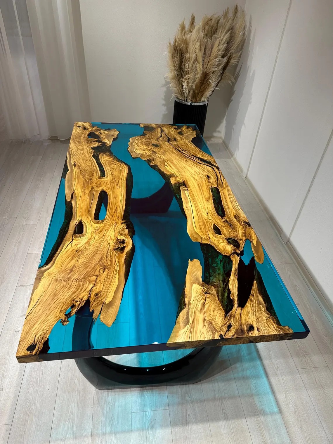 Ocean Blue Epoxy Olive Wood Table – Custom Live Edge Resin Dining or Conference Desk | Handcrafted Nature-Inspired Design | Resin Epoxy Table | INNATURE 