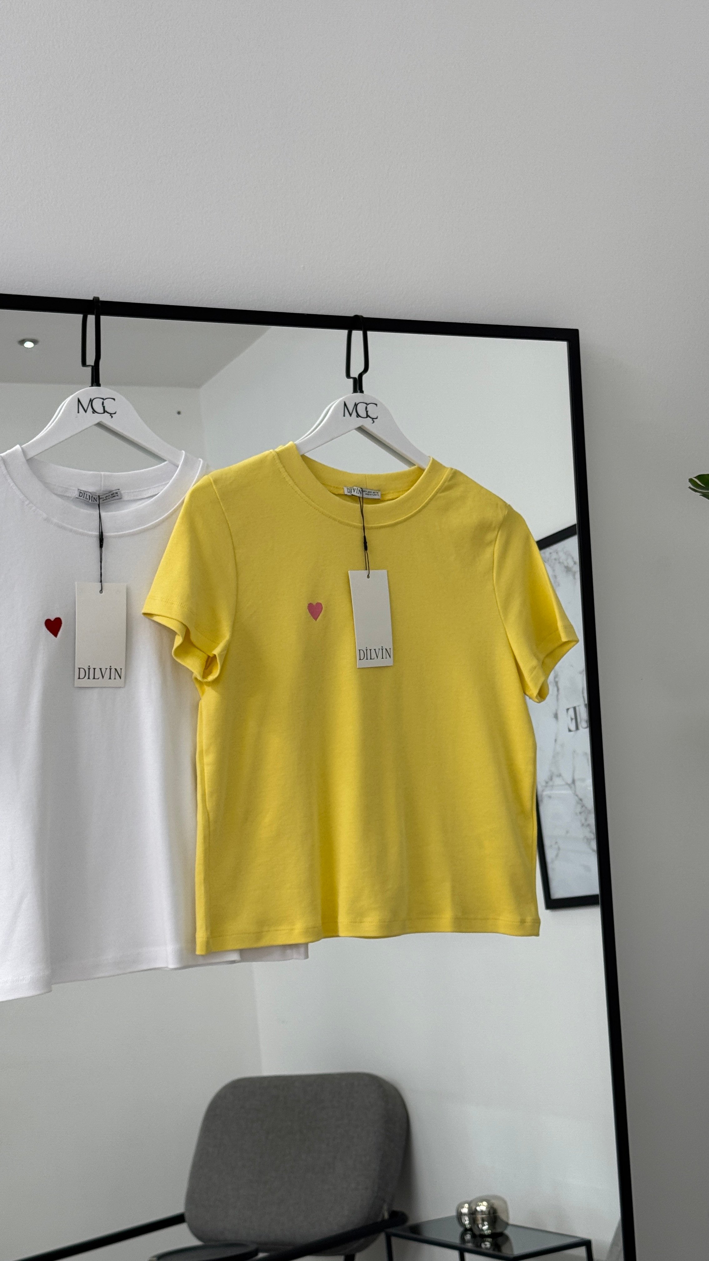 Kalp Nakışlı Pamuklu T-shirt /Sarı-Beyaz
