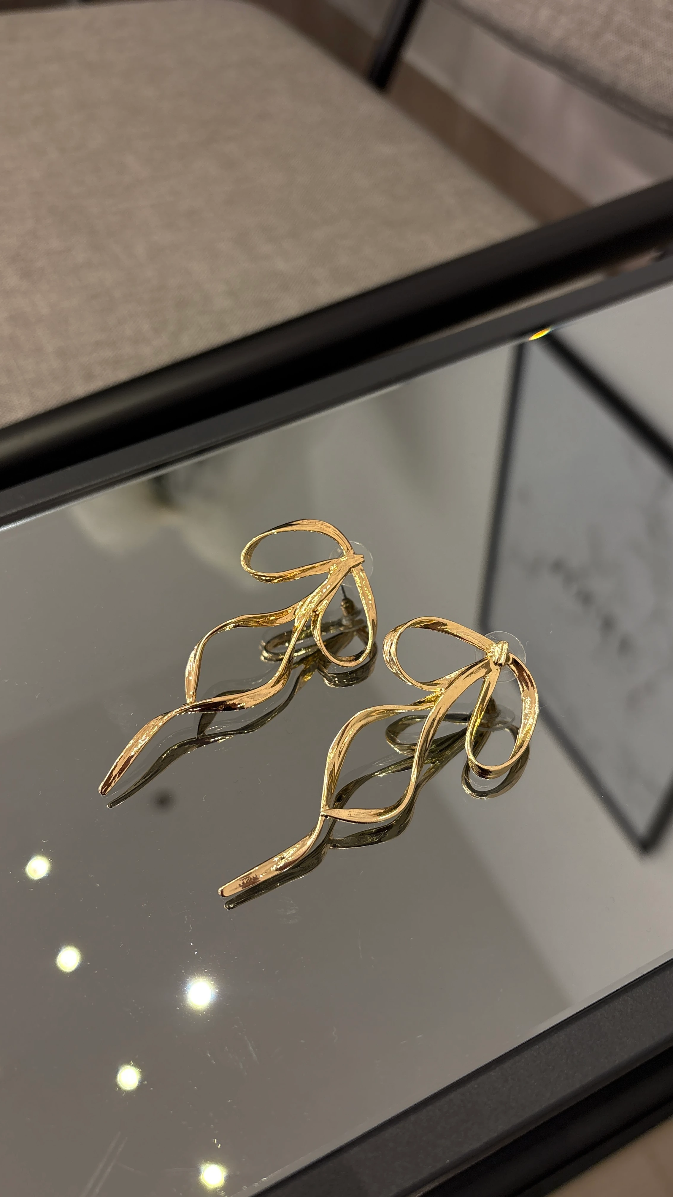 Büyük Fiyonk Küpe Gold