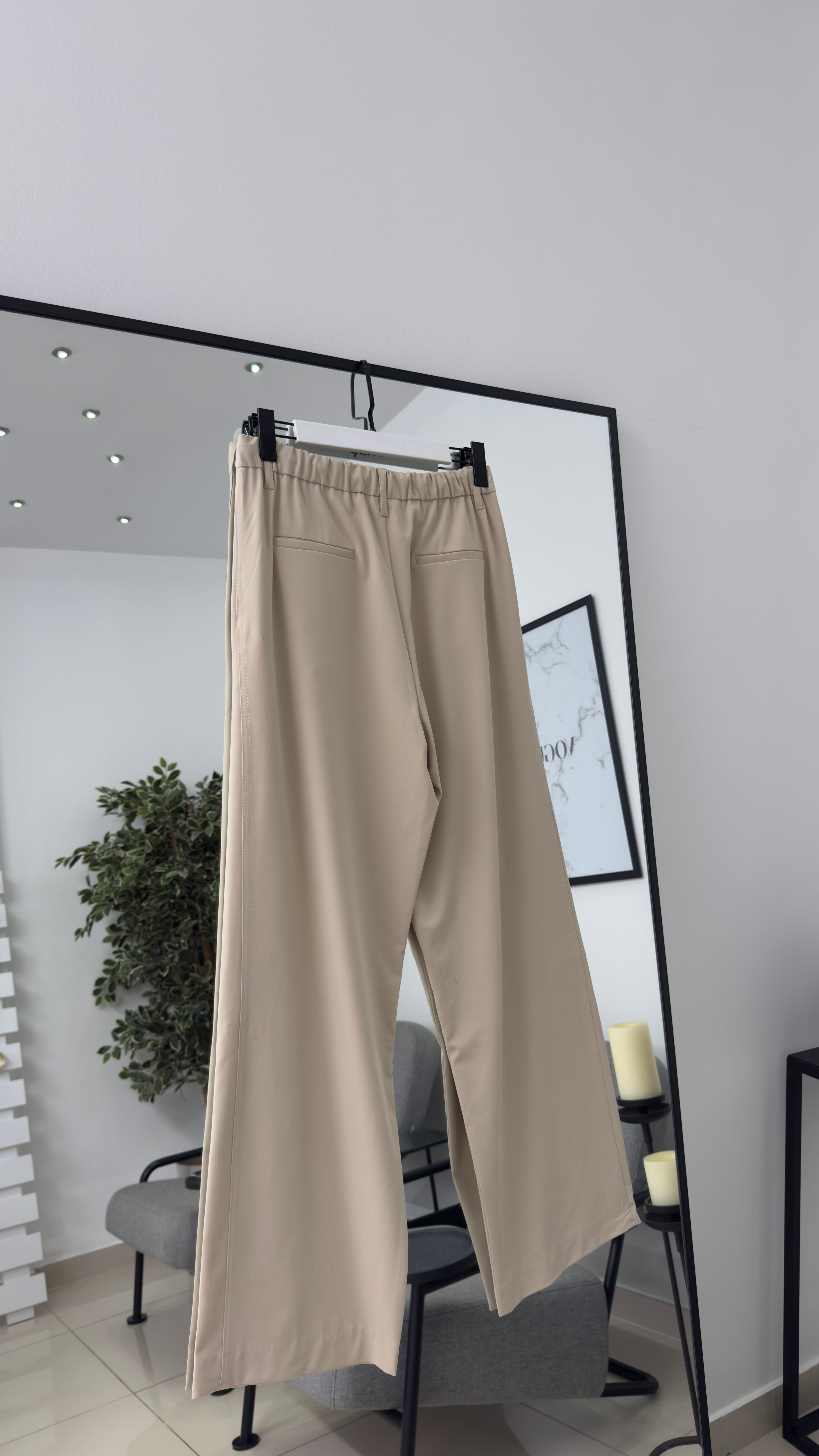 Beli Büzgülü Dümdüz Paça Pantolon/Bej