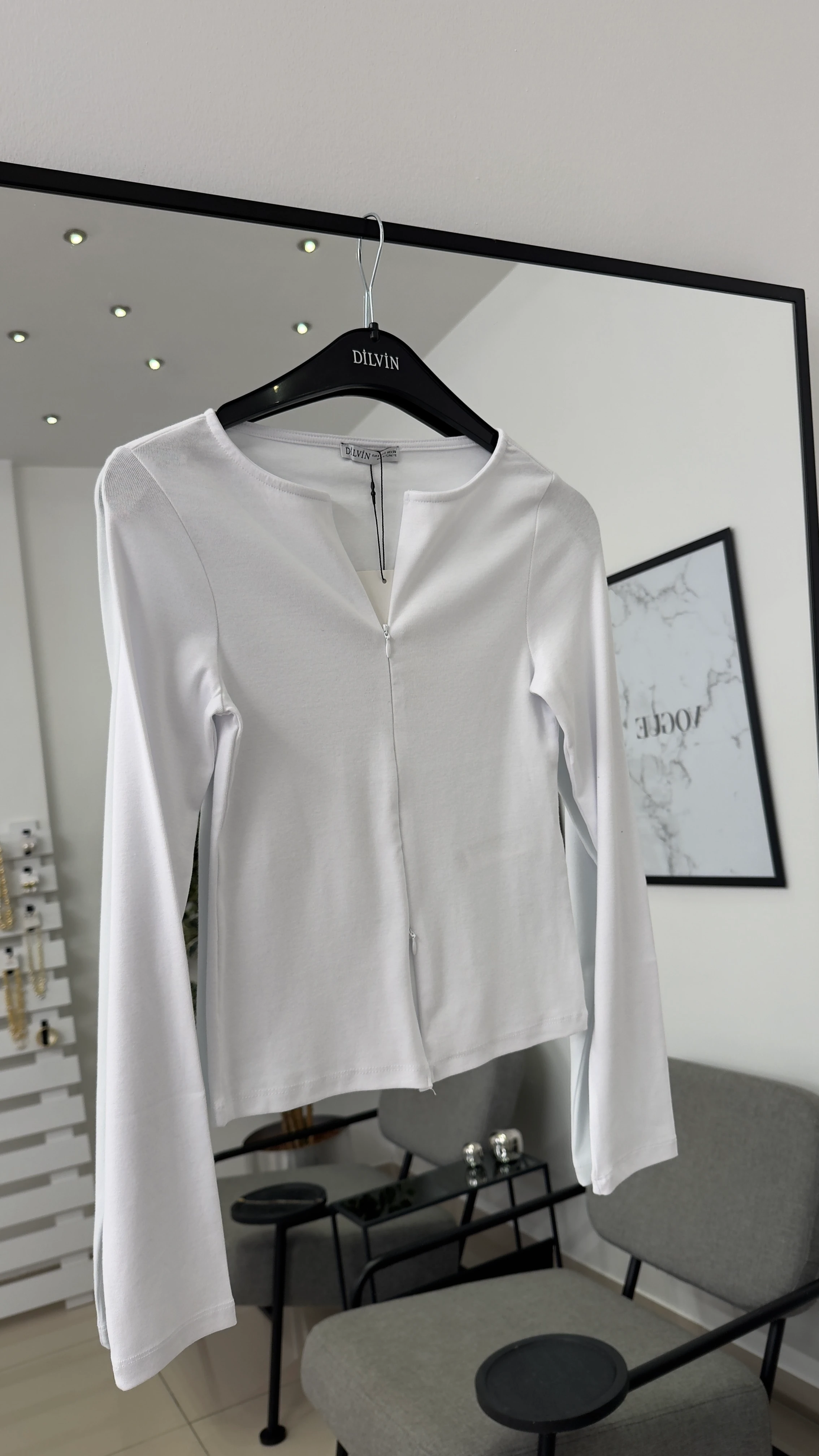 Fermuar Detaylı Uzun Kollu Top - Beyaz/Siyah/Bordo