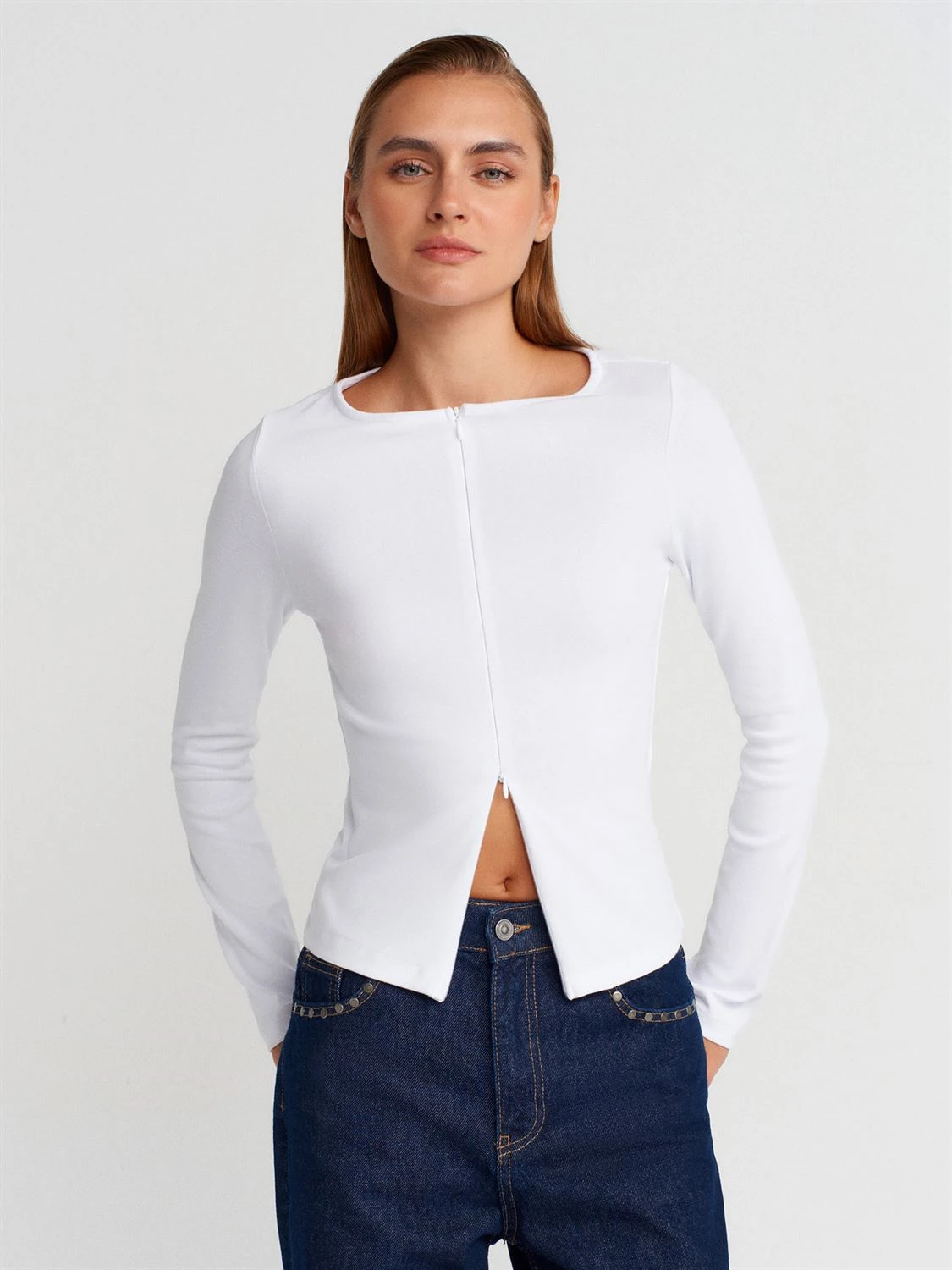 Fermuar Detaylı Uzun Kollu Top - Beyaz/Siyah/Bordo