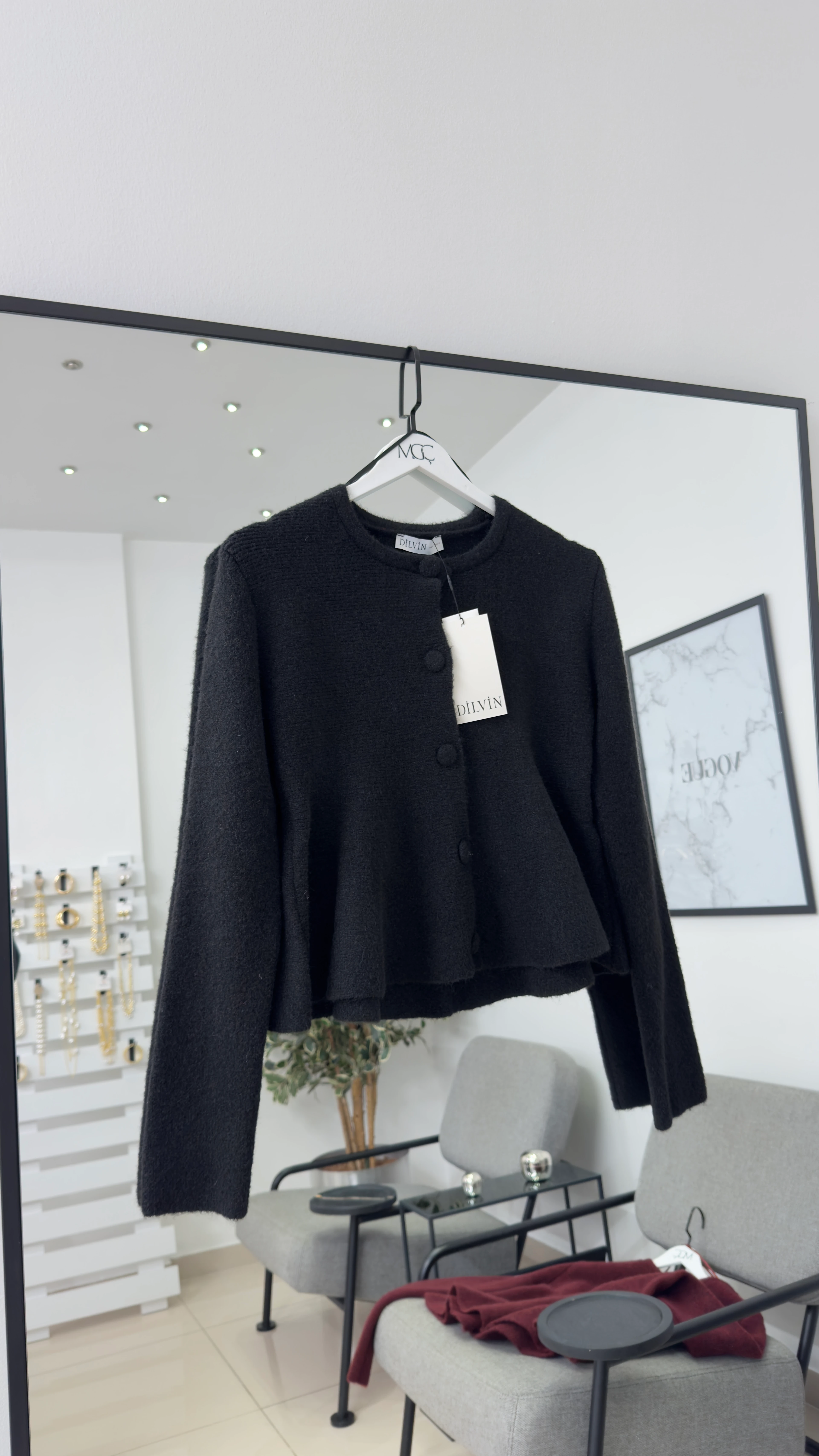 Yumuşak Dokulu Peplum Düğmeli Triko Hırka - Beyaz/Bordo/Siyah