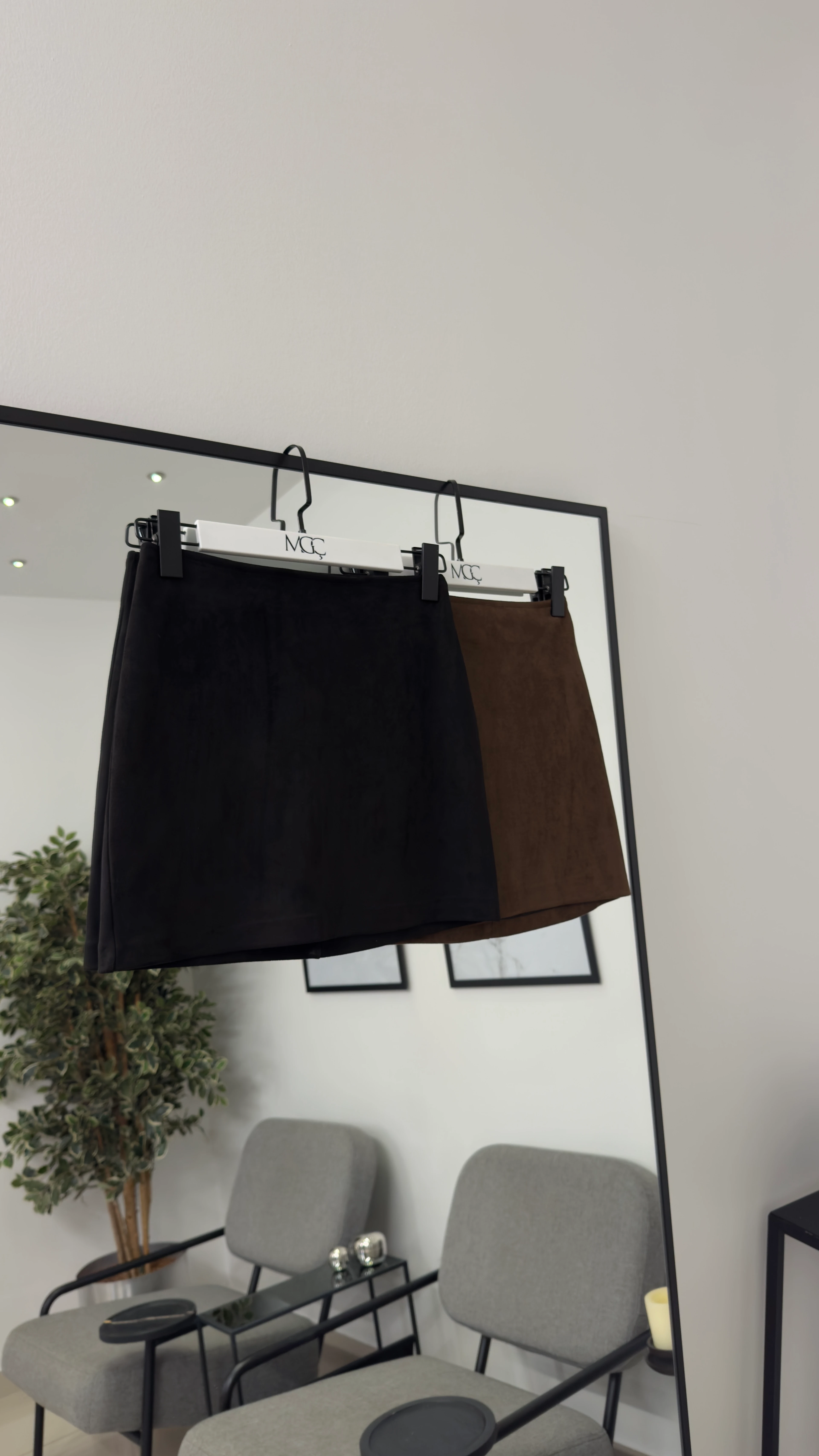 Süet Mini Etek- Siyah/Kahve