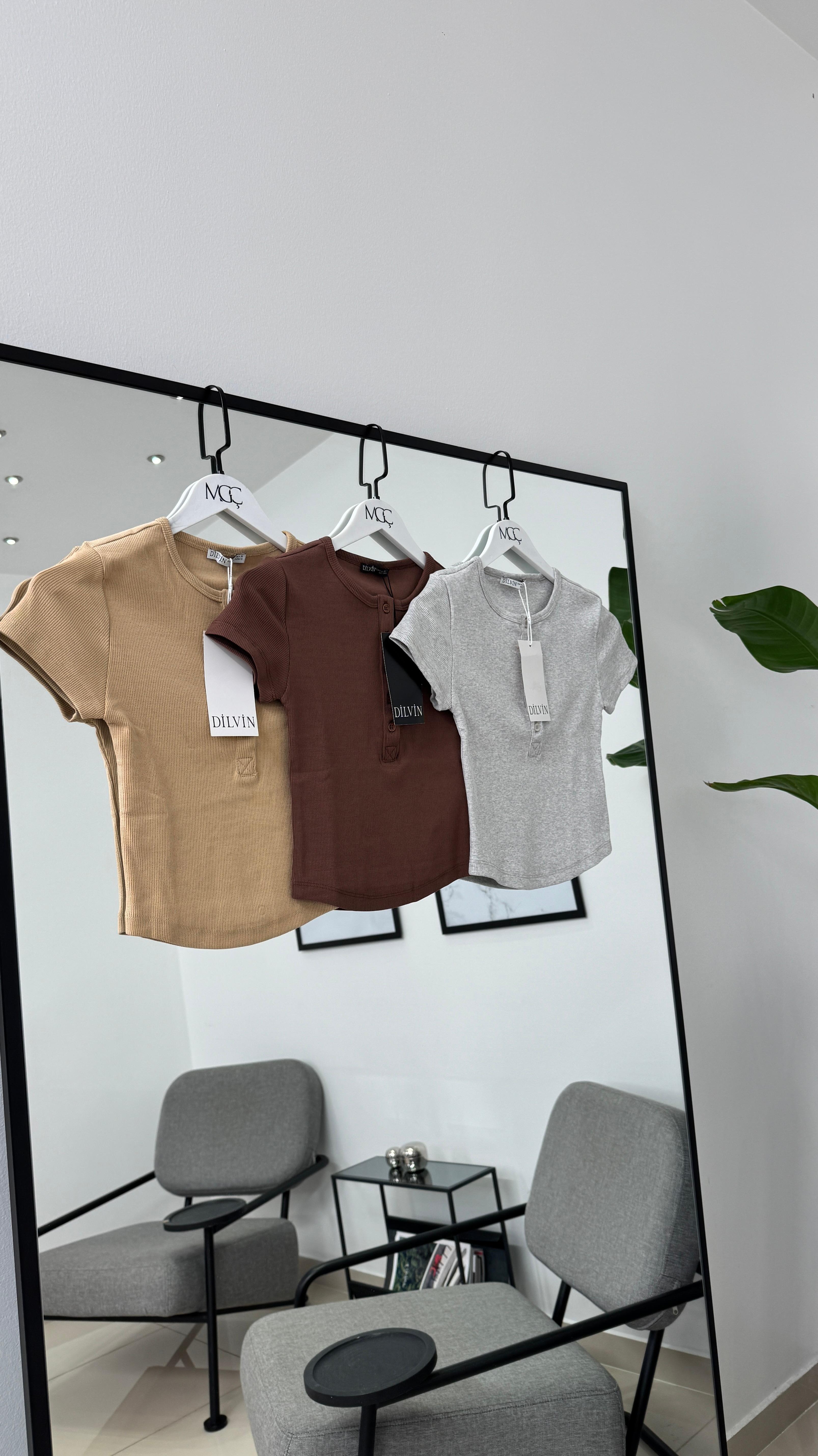 Yakası Düğme Detaylı Crop Top /Gri Melanj-Bej-Kahverengi
