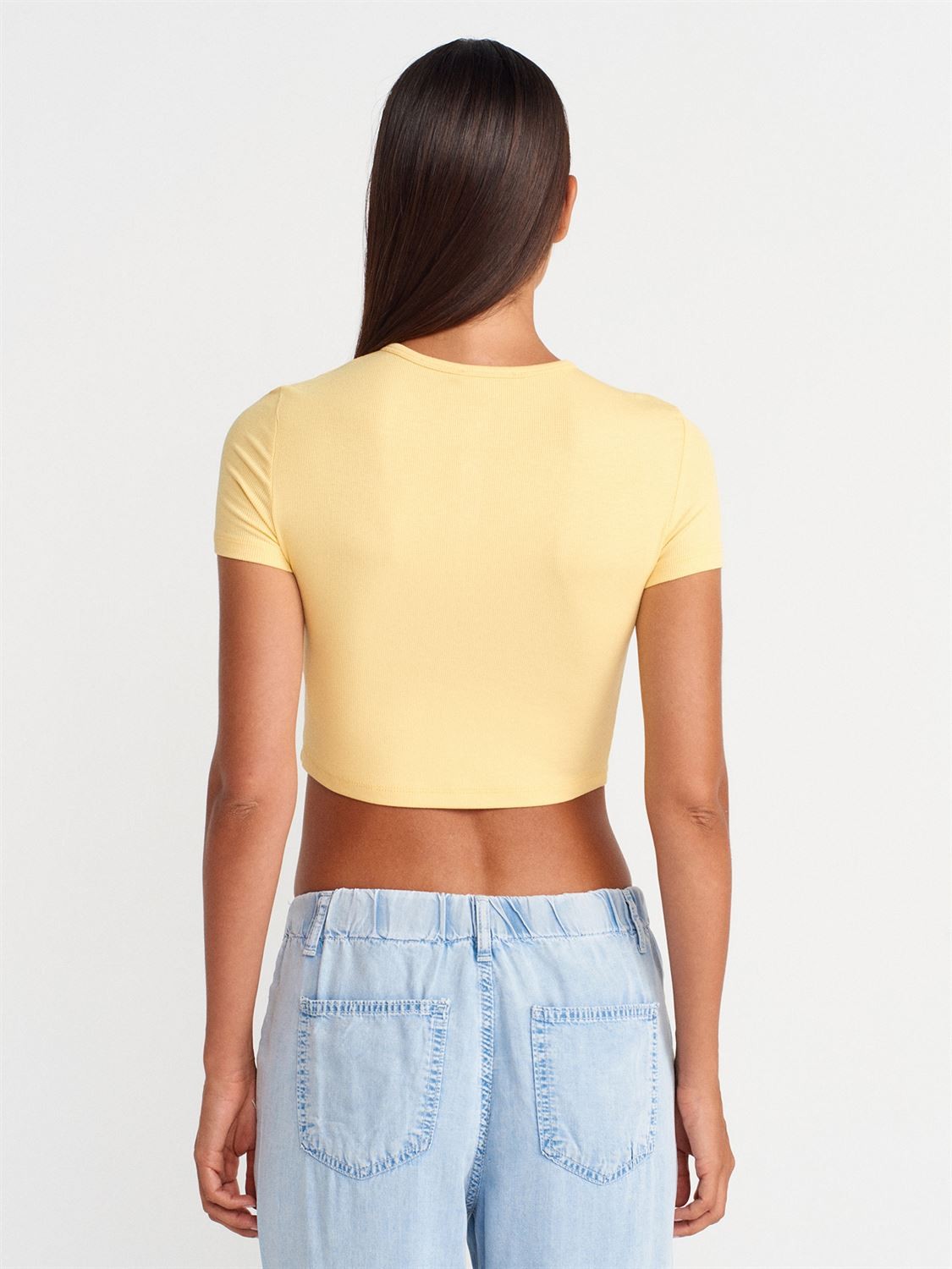 Düğme Detaylı Crop Top Sarı