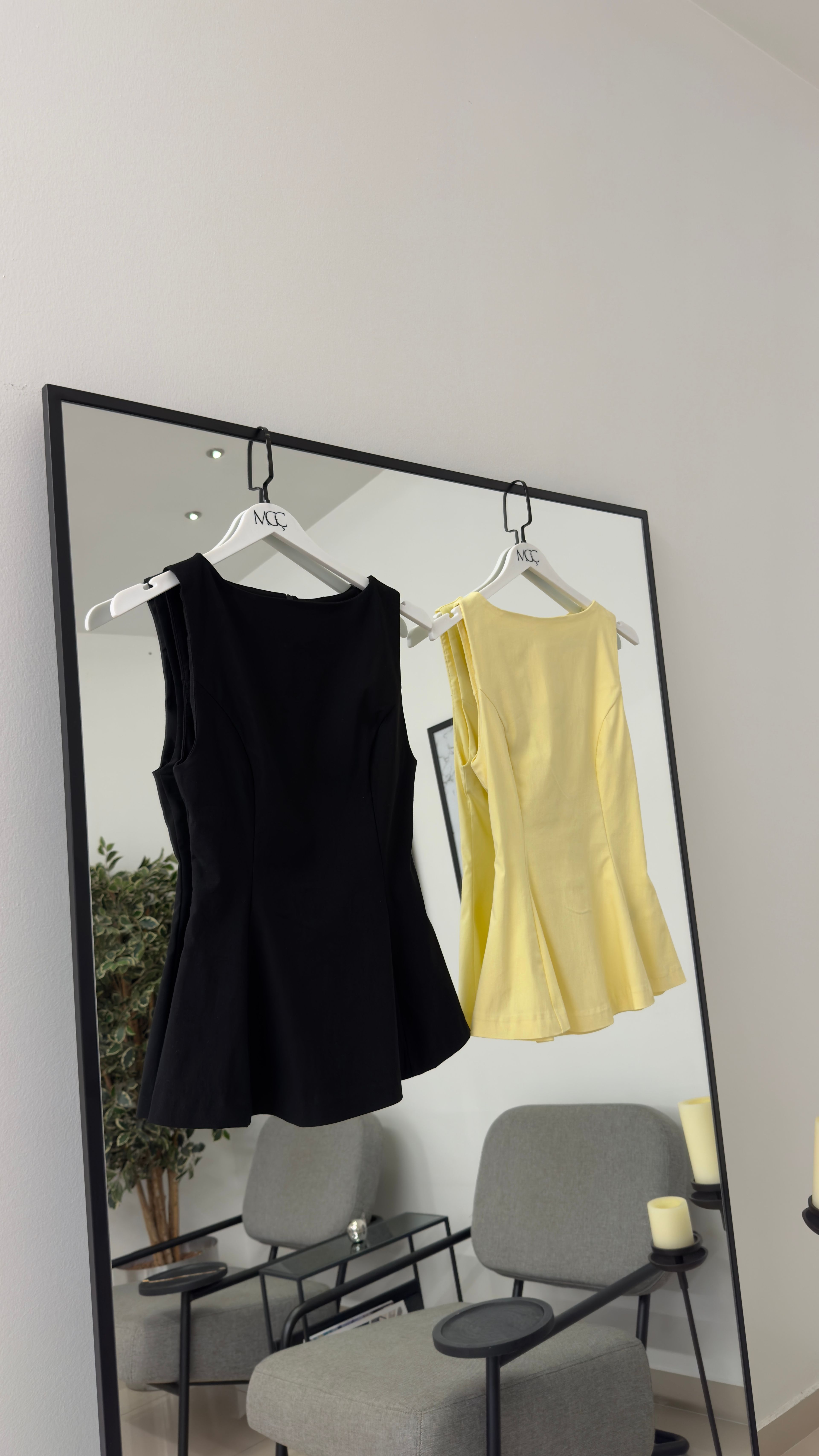 Peplum Top Siyah/ Açık Sarı