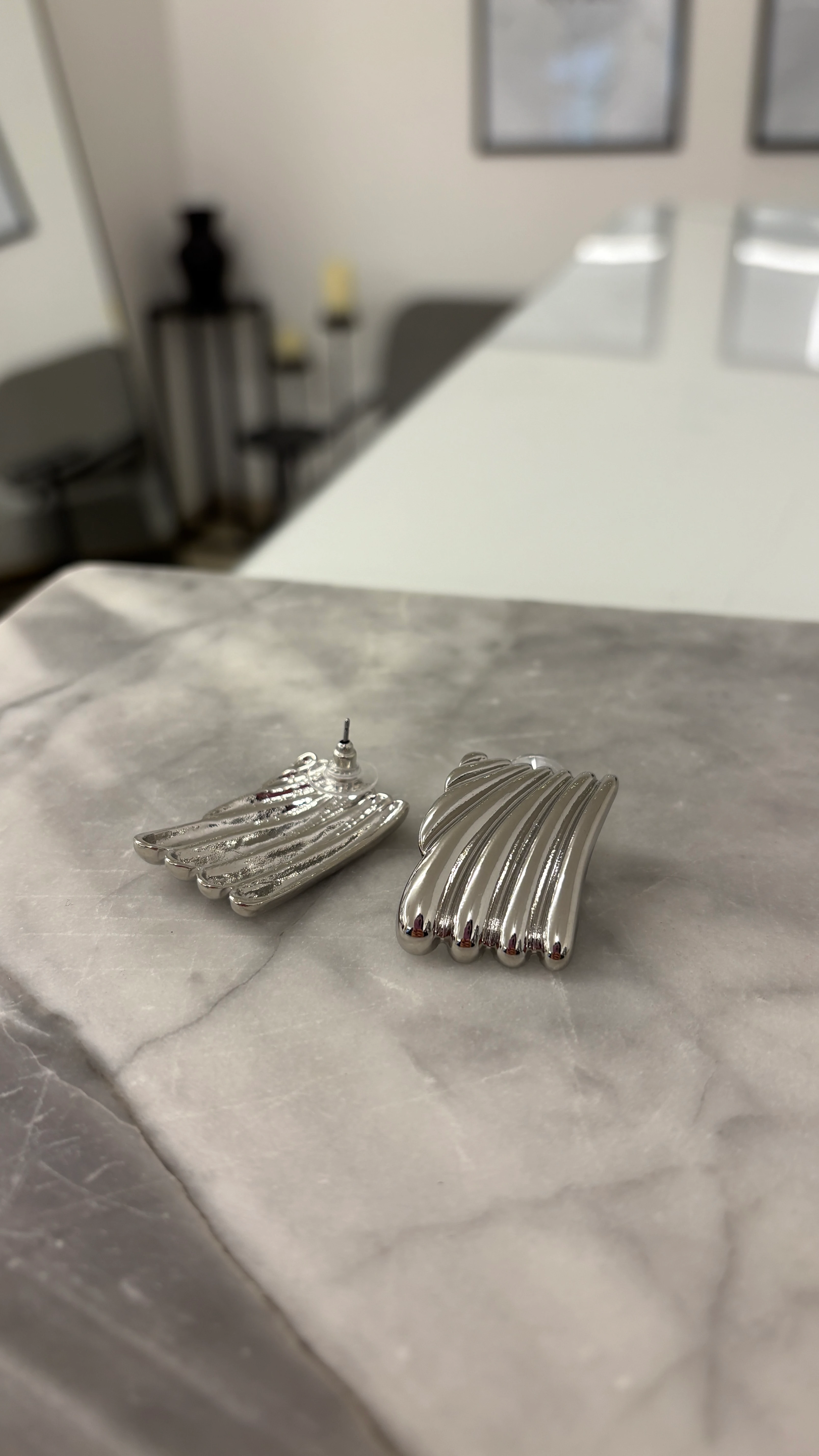 Vintage Kare Çizgili Plaka Küpe