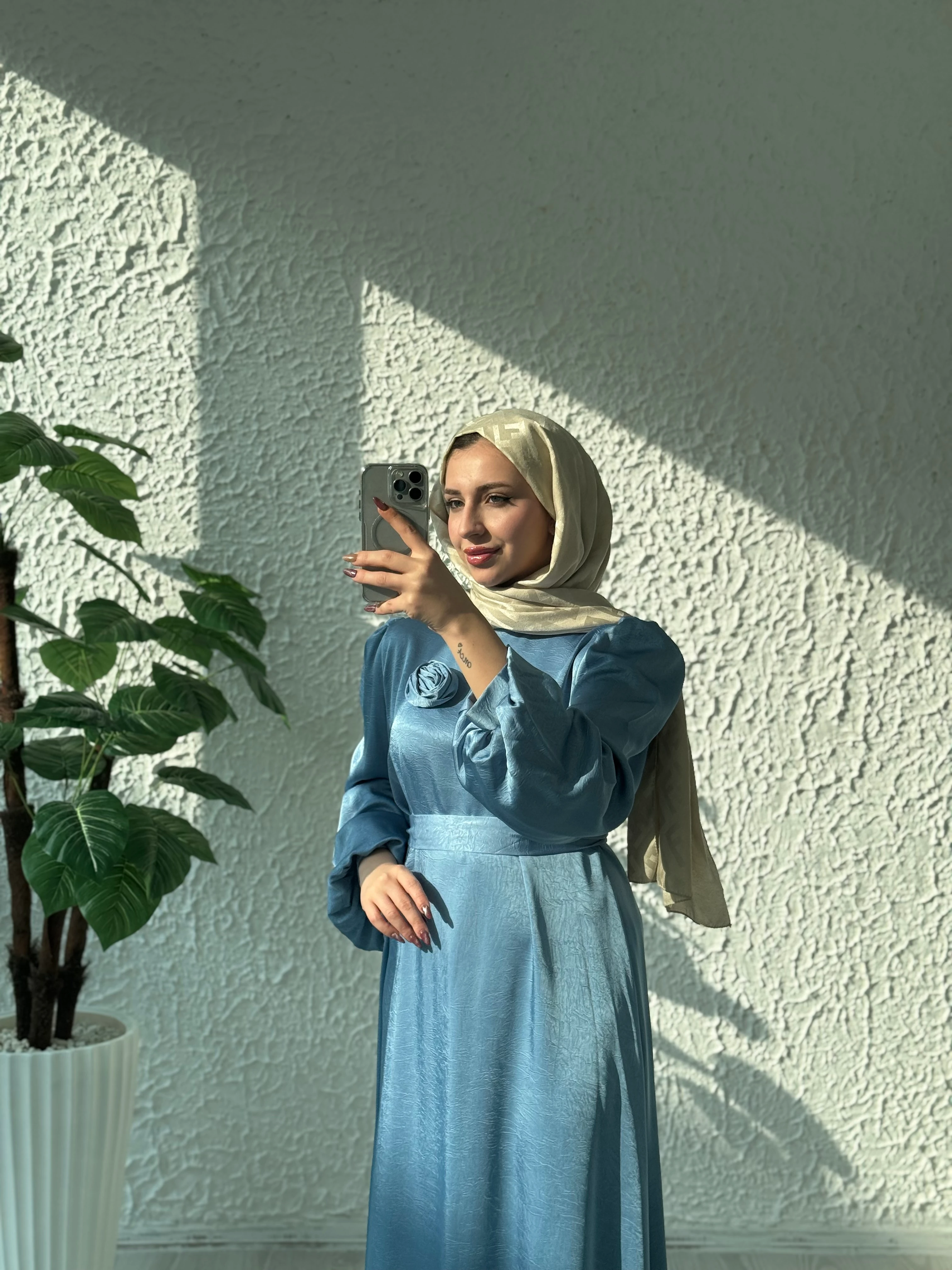 Kraş güllü elbise - Bebe Mavisi