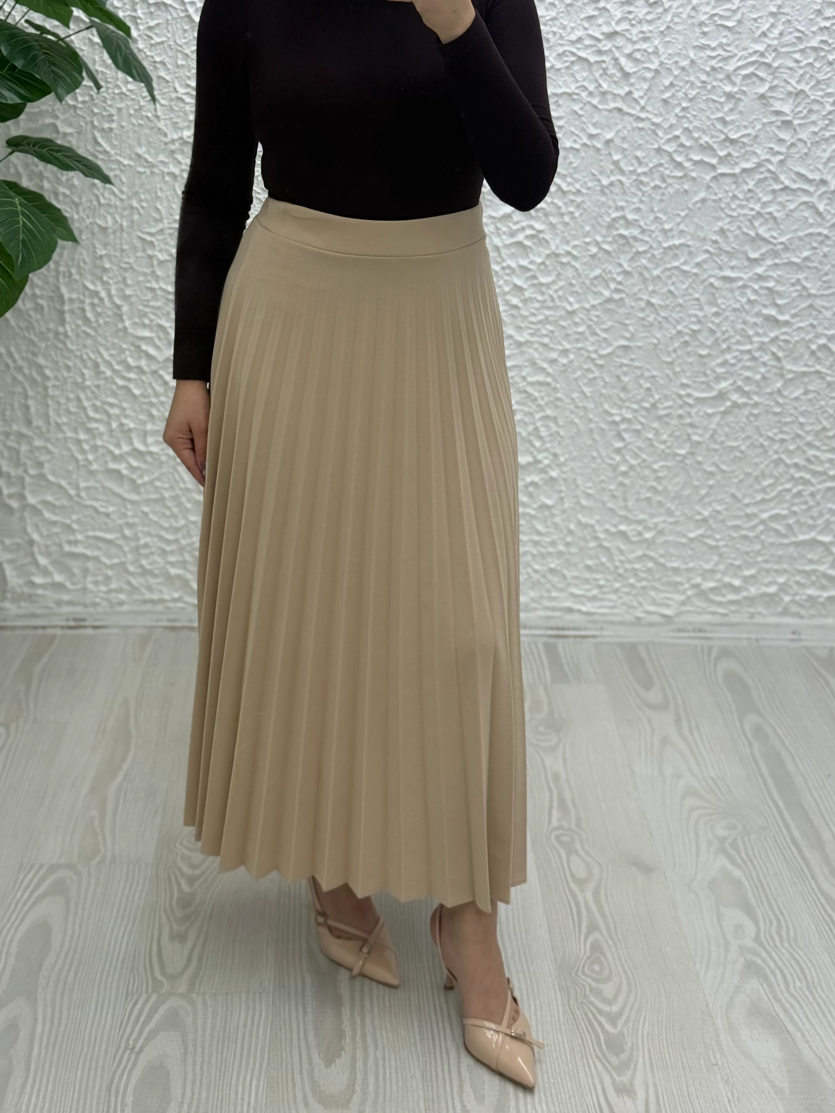 Pliseli Scuba Etek - Kamel