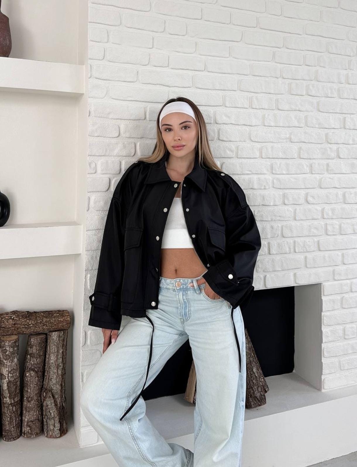 Siyah Renk Çıtçıt Detaylı Boomber Ceket