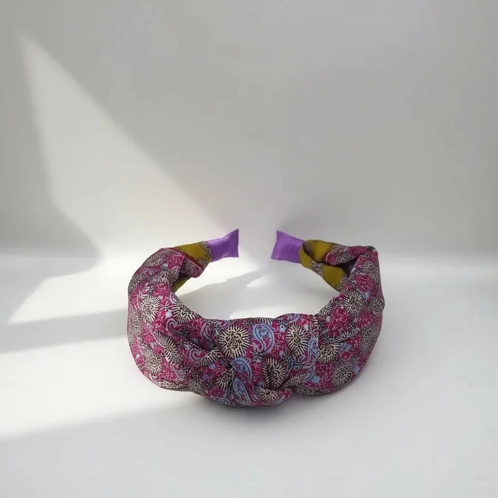 Amara Düğümlü Kumaş Taç