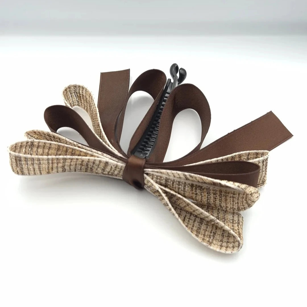 Zarif Duruş Muz Toka