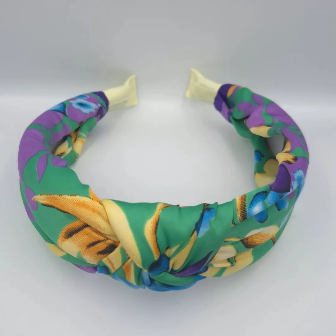 Mistrale Düğümlü Kumaş Taç