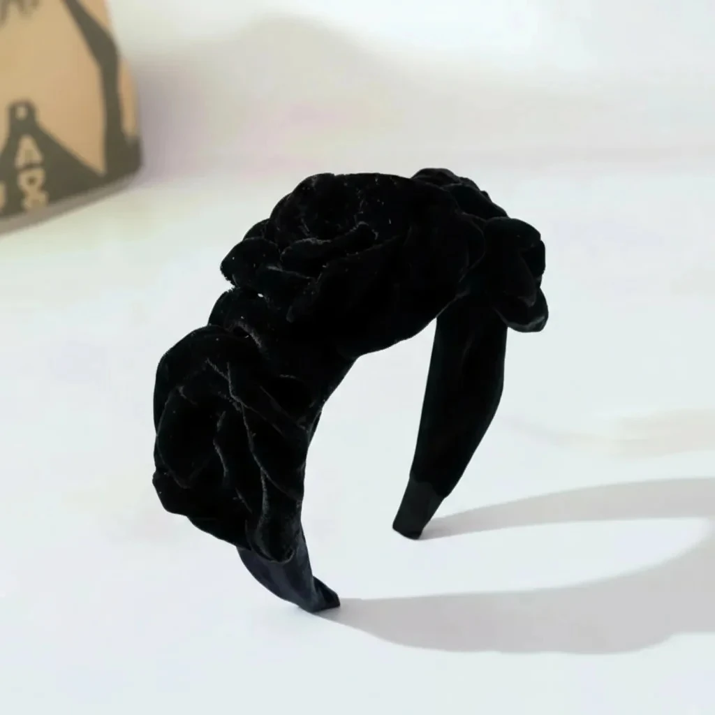 Rosalia Kadife Gül Özel Tasarım Taç