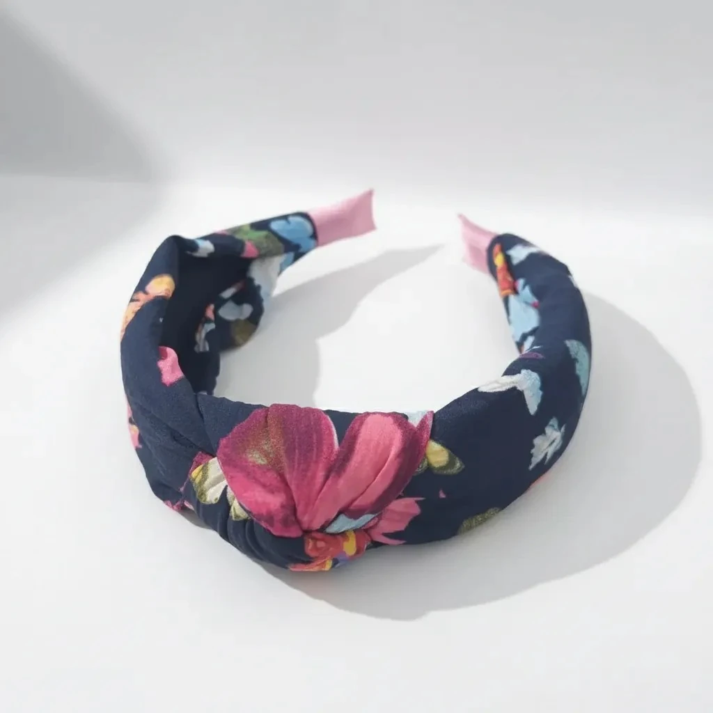 Rosabelle Düğümlü Kumaş Taç