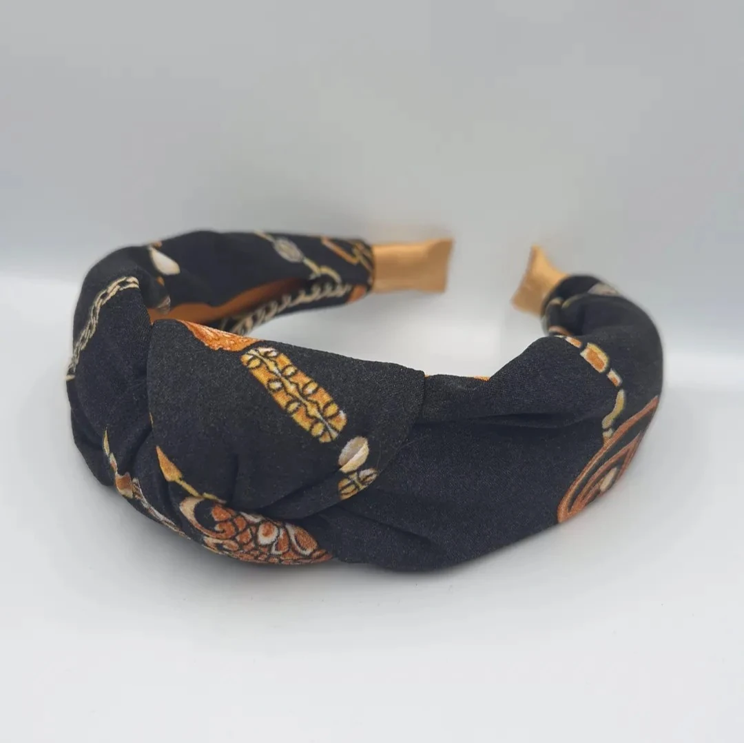 Aurelia Düğümlü Kumaş Taç