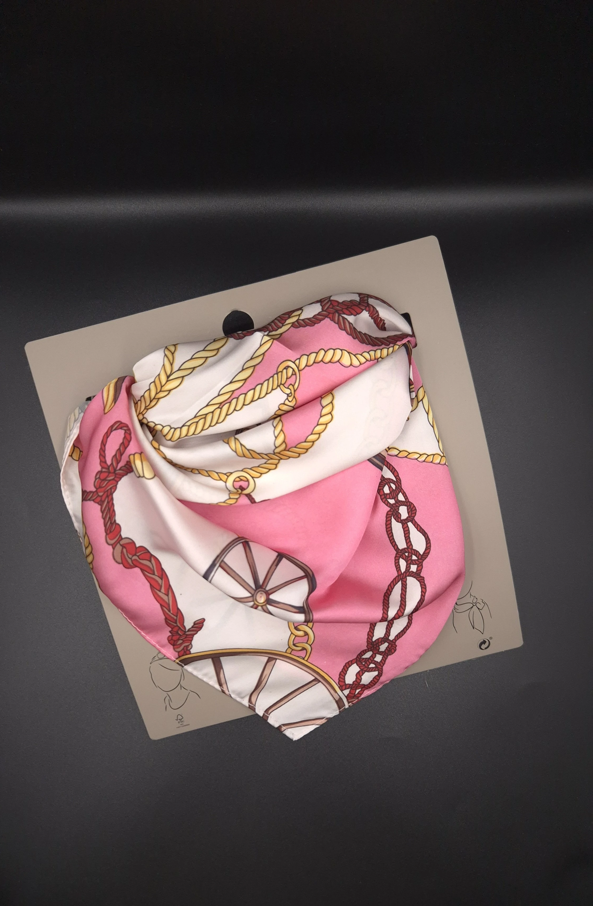 Zincir Zerafeti Kare Fular