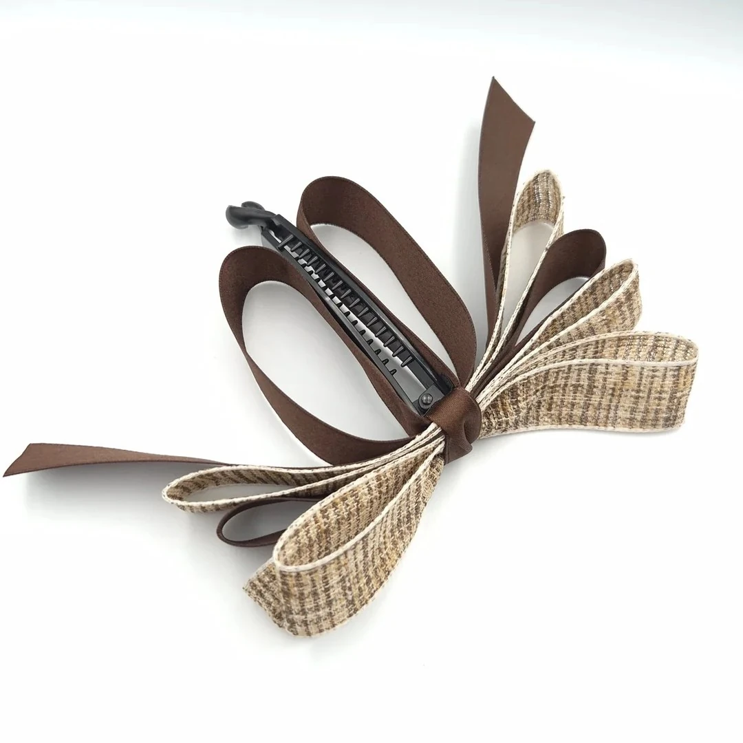 Zarif Duruş Muz Toka