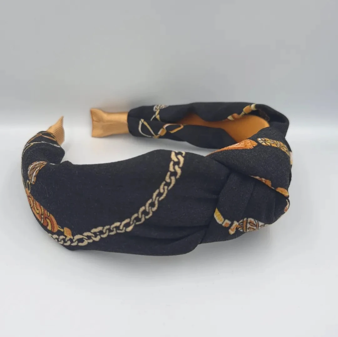 Aurelia Düğümlü Kumaş Taç