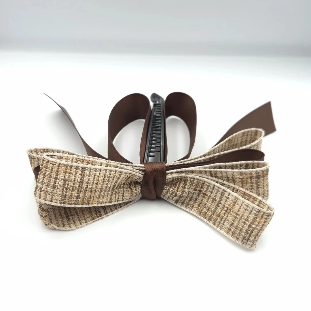 Zarif Duruş Muz Toka