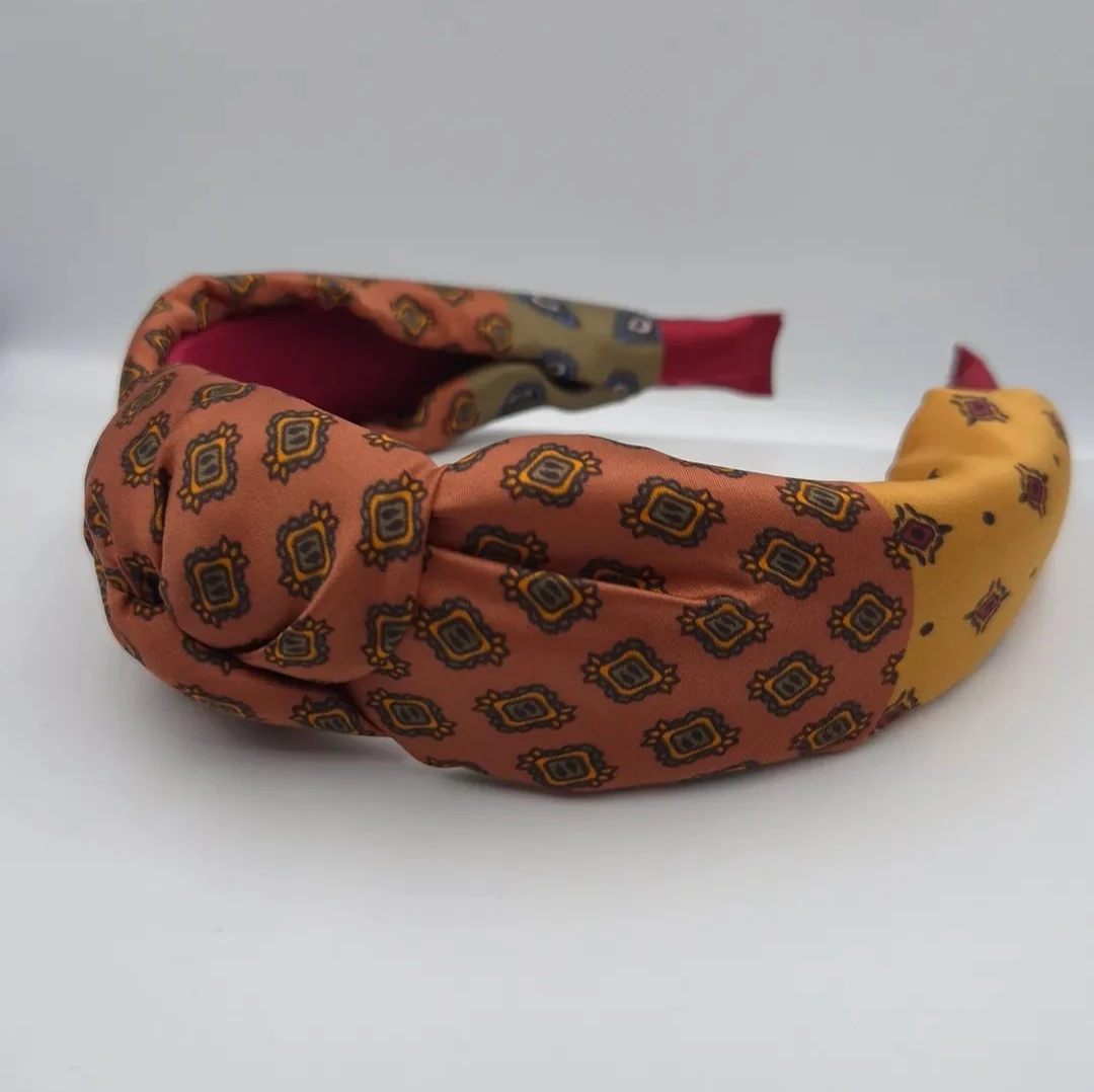 Terraire Düğümlü Kumaş Taç