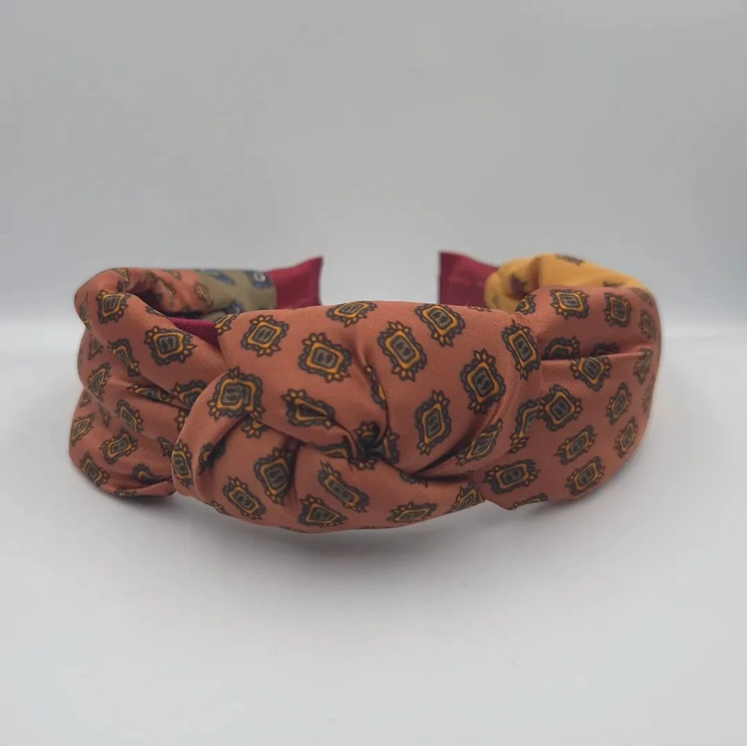 Terraire Düğümlü Kumaş Taç