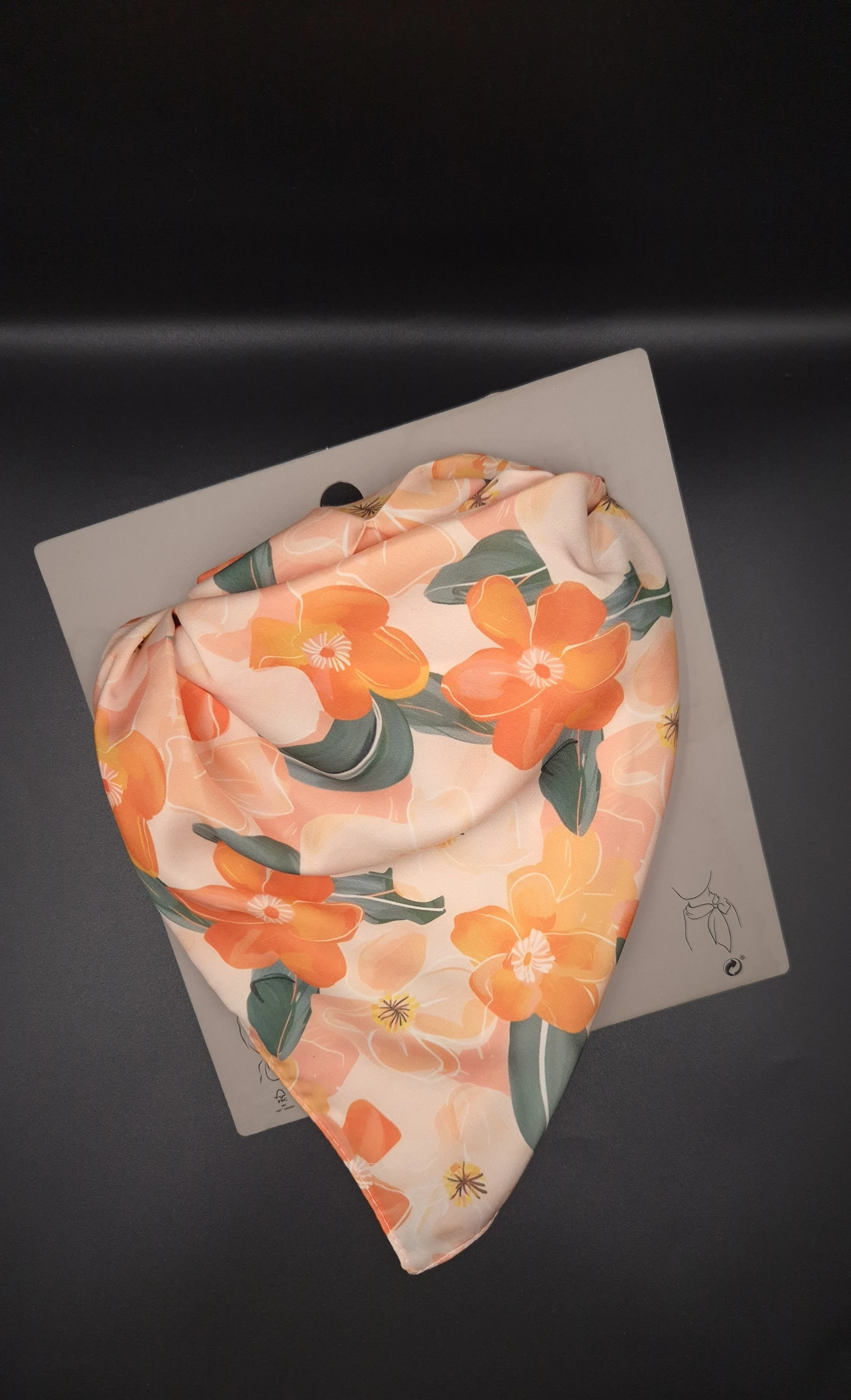 Şeftali Baharı Kare Fular