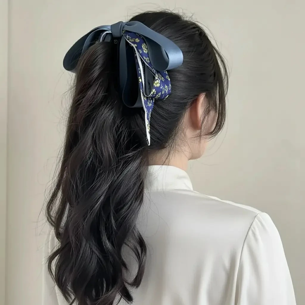 Gökteki Çiçekler Muz Toka 