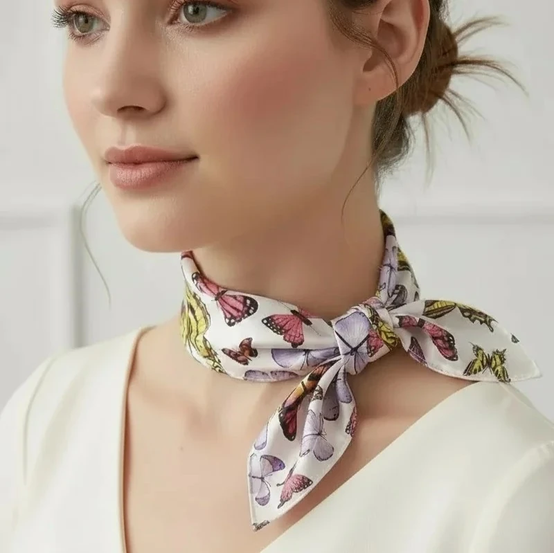 Kelebekler Kare Fular