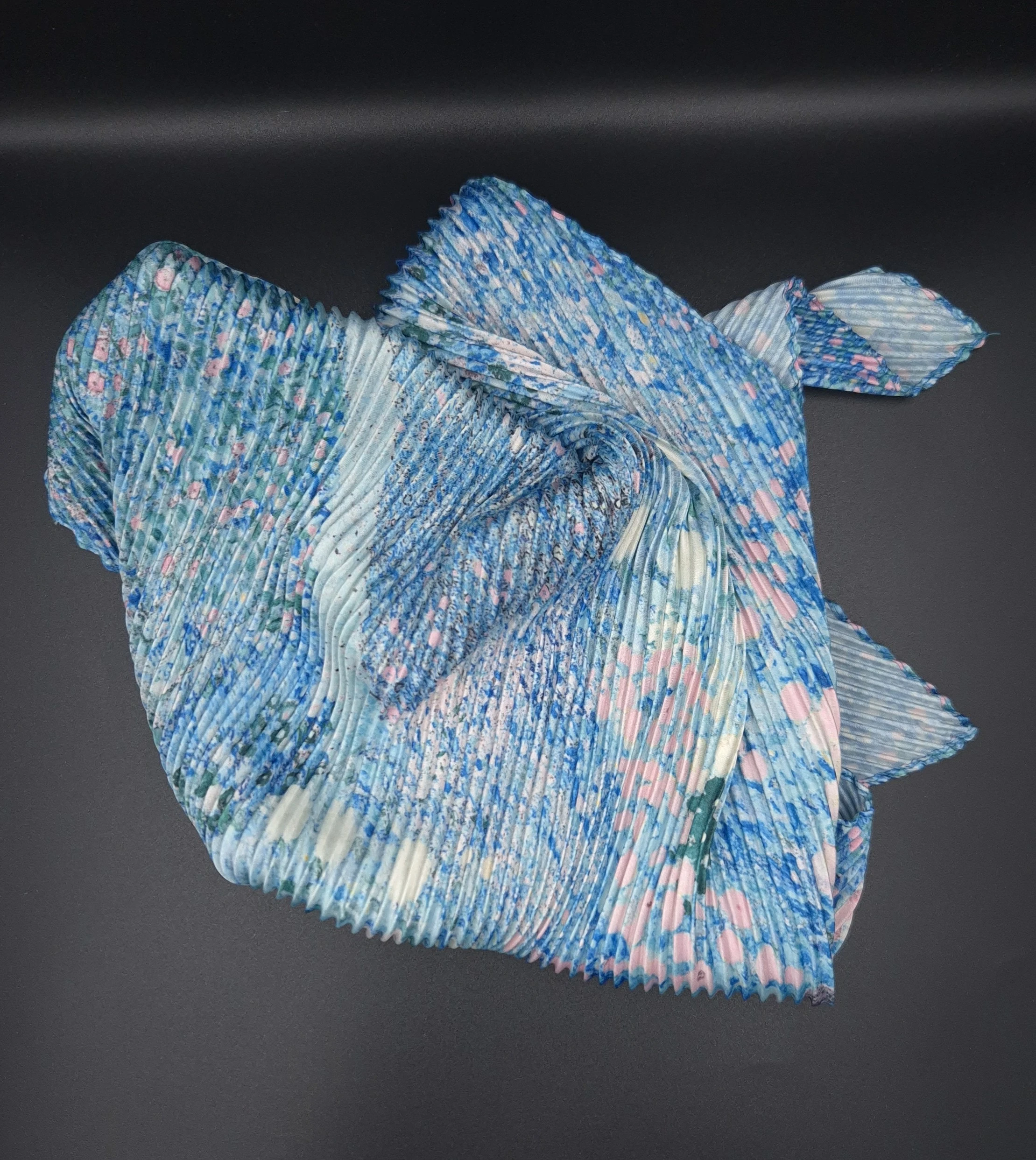 Sabah Esintisi Pilise Fular