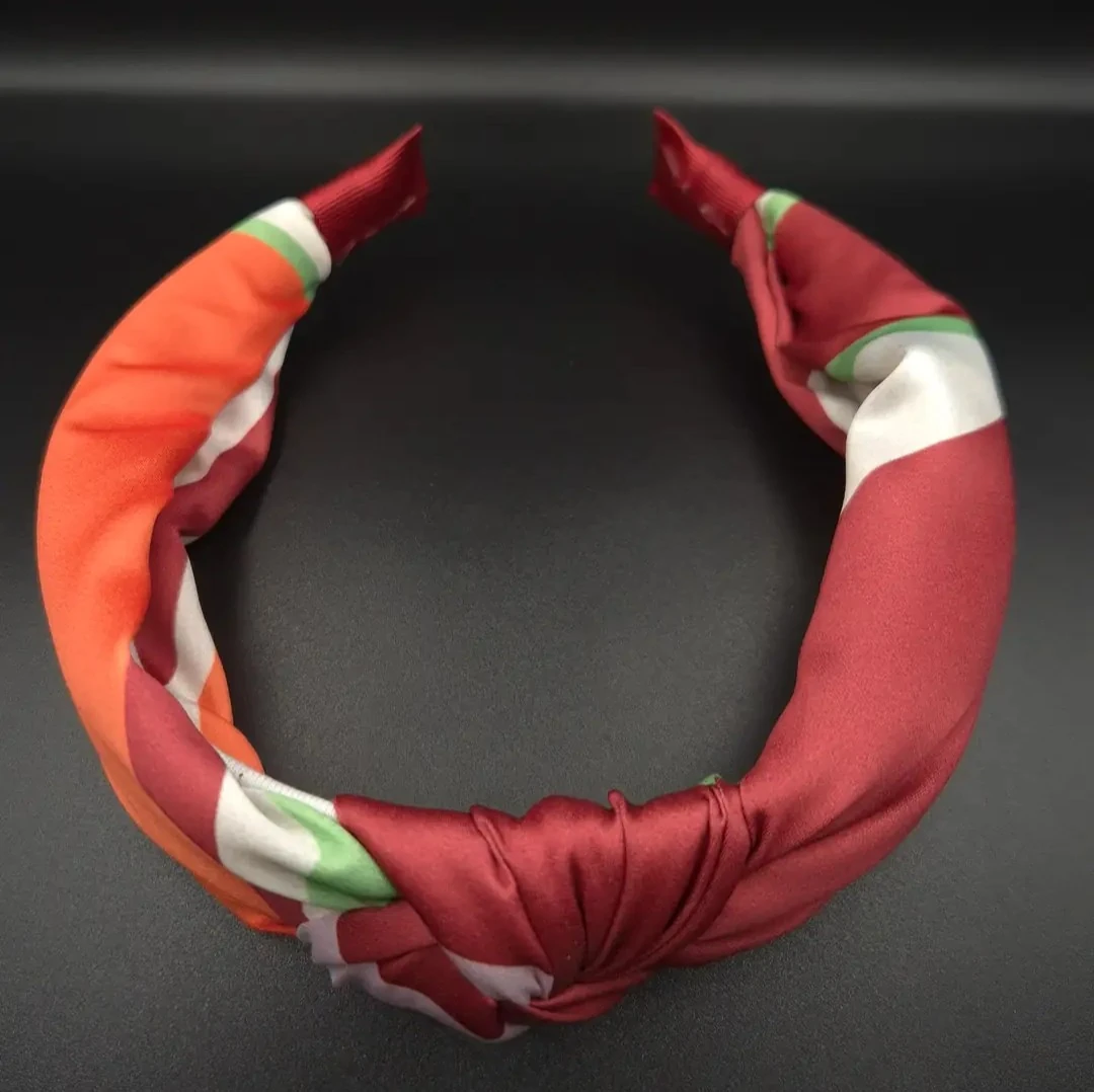 Verdi Düğümlü Kumaş Taç