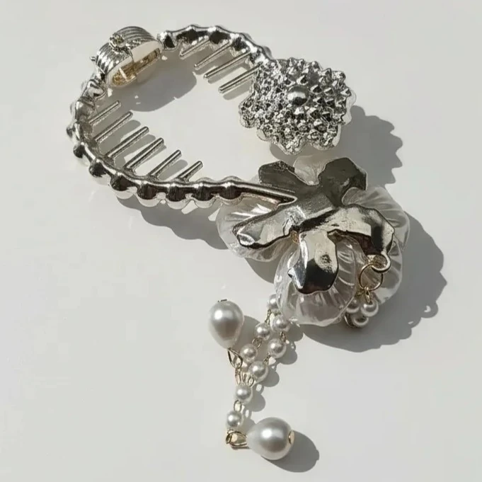 Altın Mine – Topuz Tokası