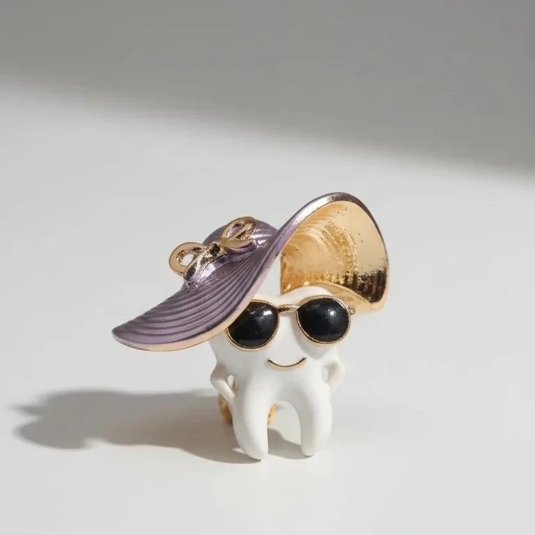 Havalı Gülüş Broş