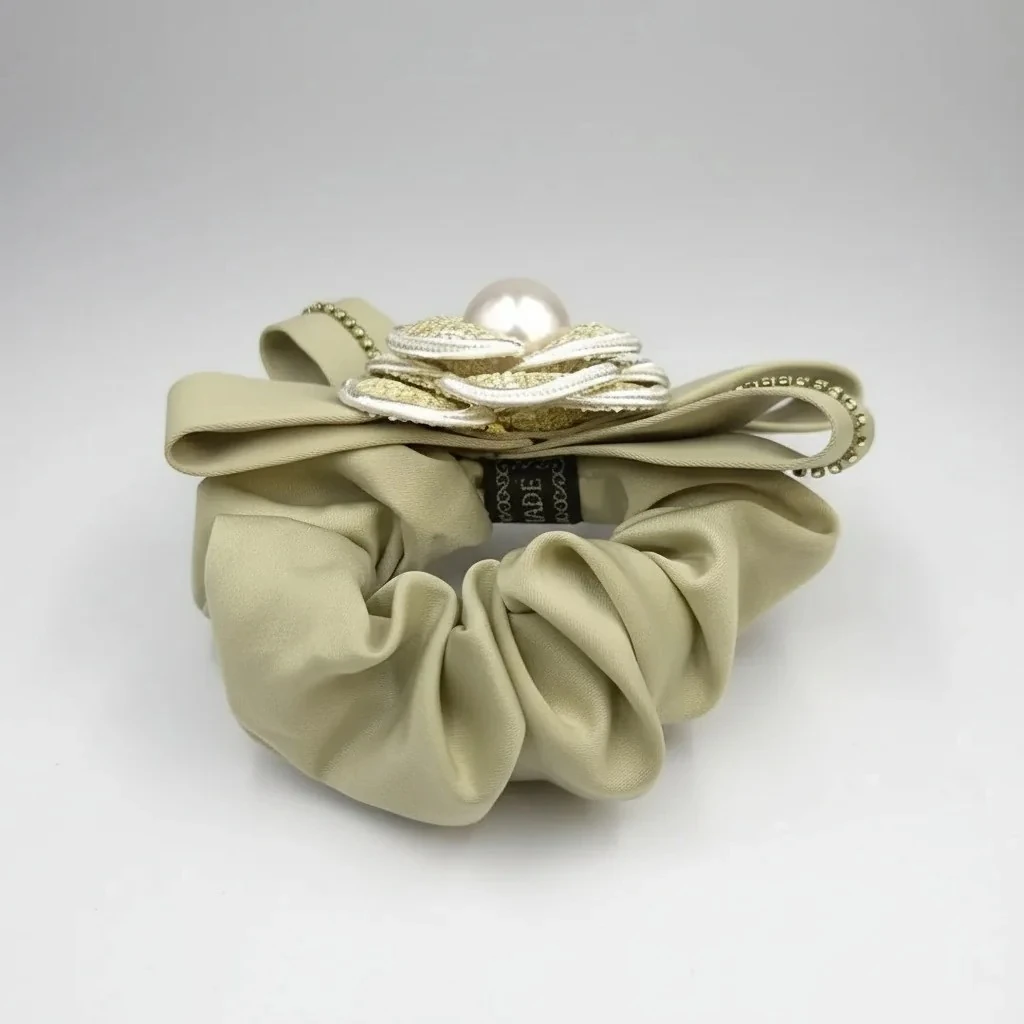 Çağla Güzeli - Özel Tasarım Simit Toka 