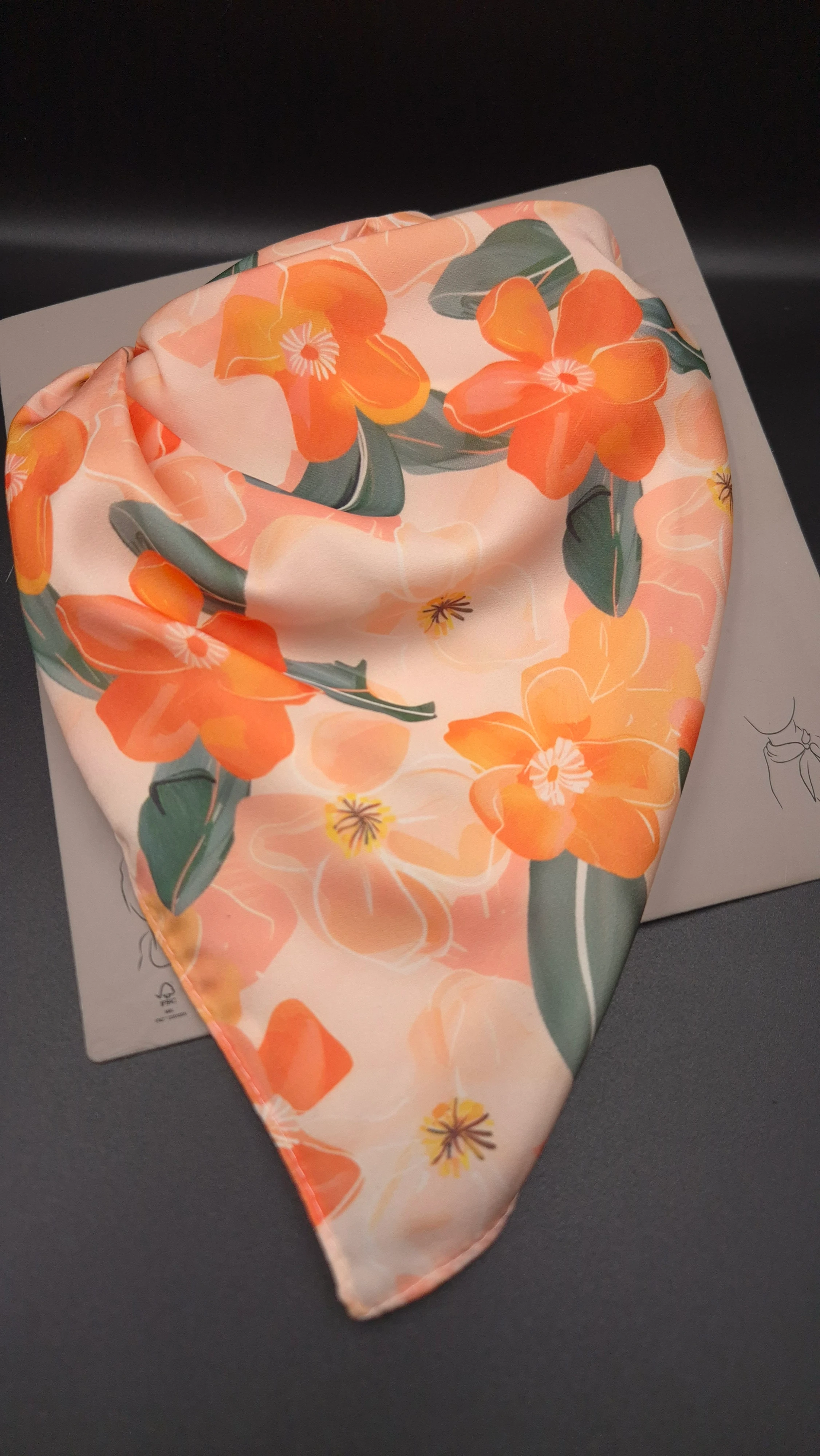 Şeftali Baharı Kare Fular