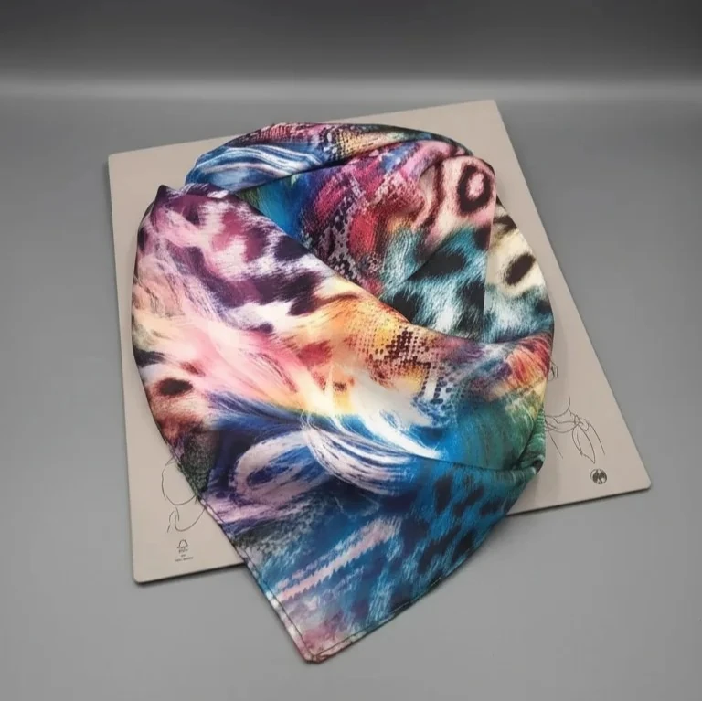 Leopar Rüyası Kare Fular