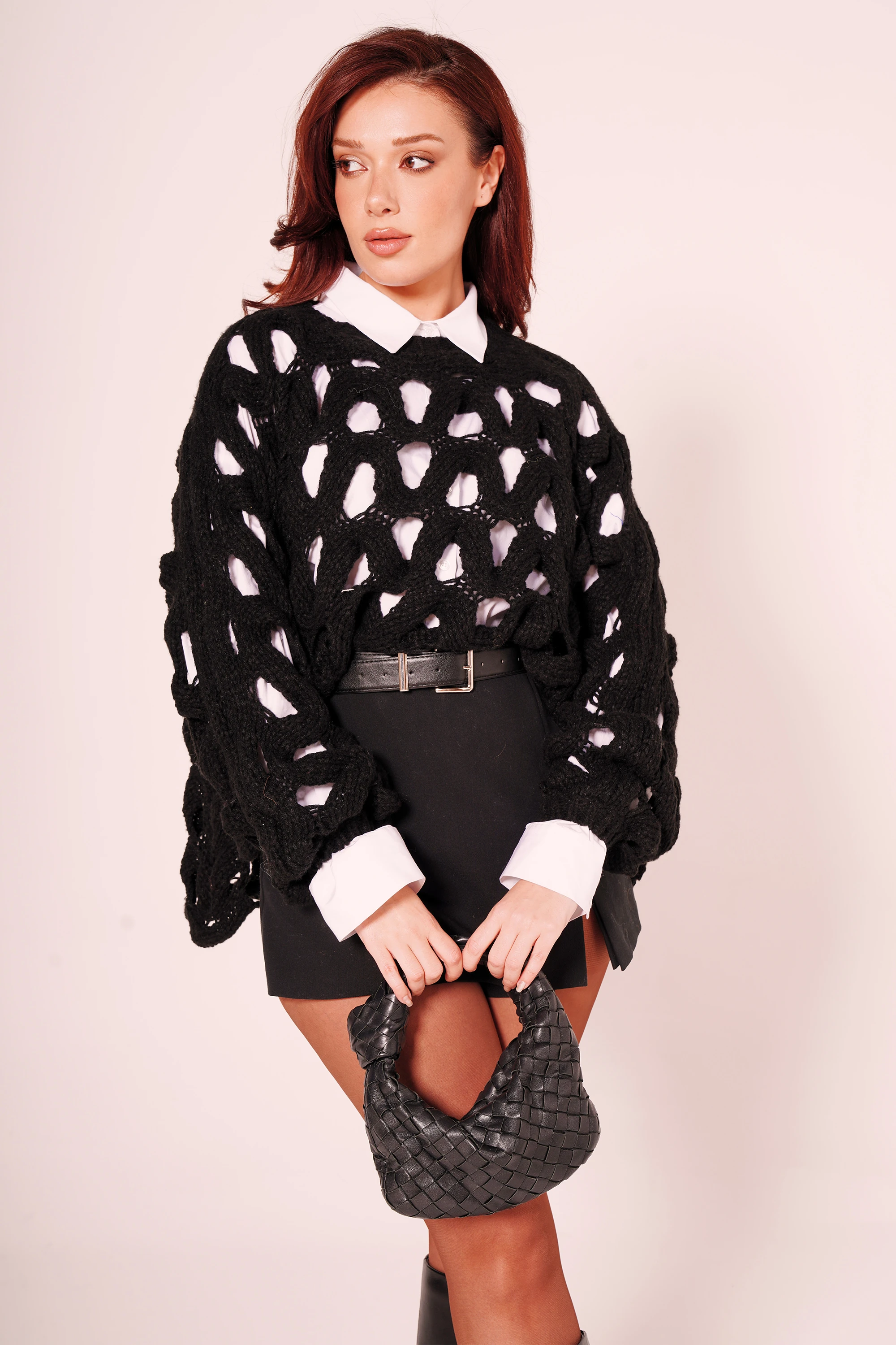 Delikli Sıfır Yaka Kazak