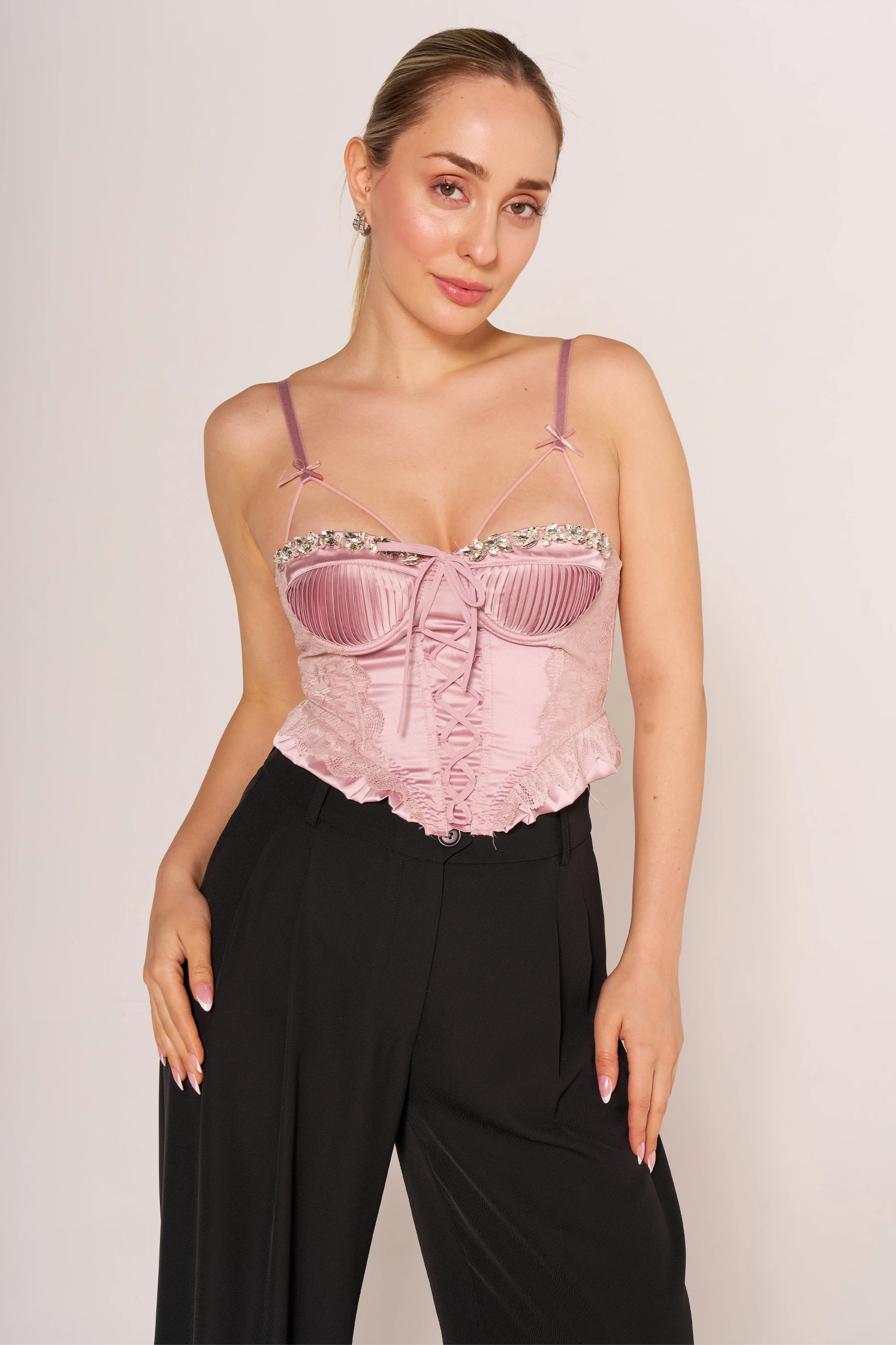 Yakası Taşlı Bağcıklı Büstiyer - Pembe