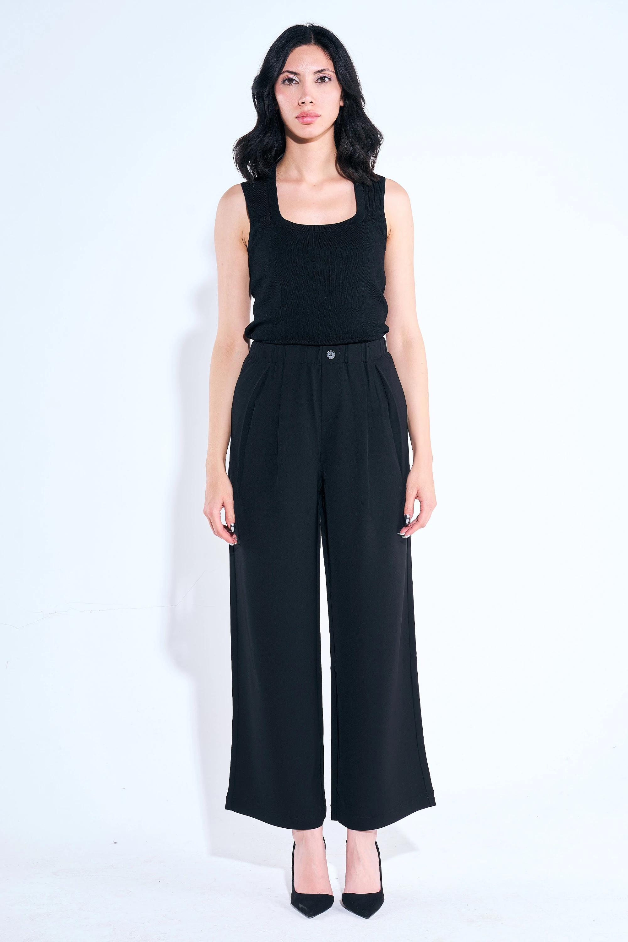 Lastik Bel Düğme Detaylı Bol Paça Pantolon