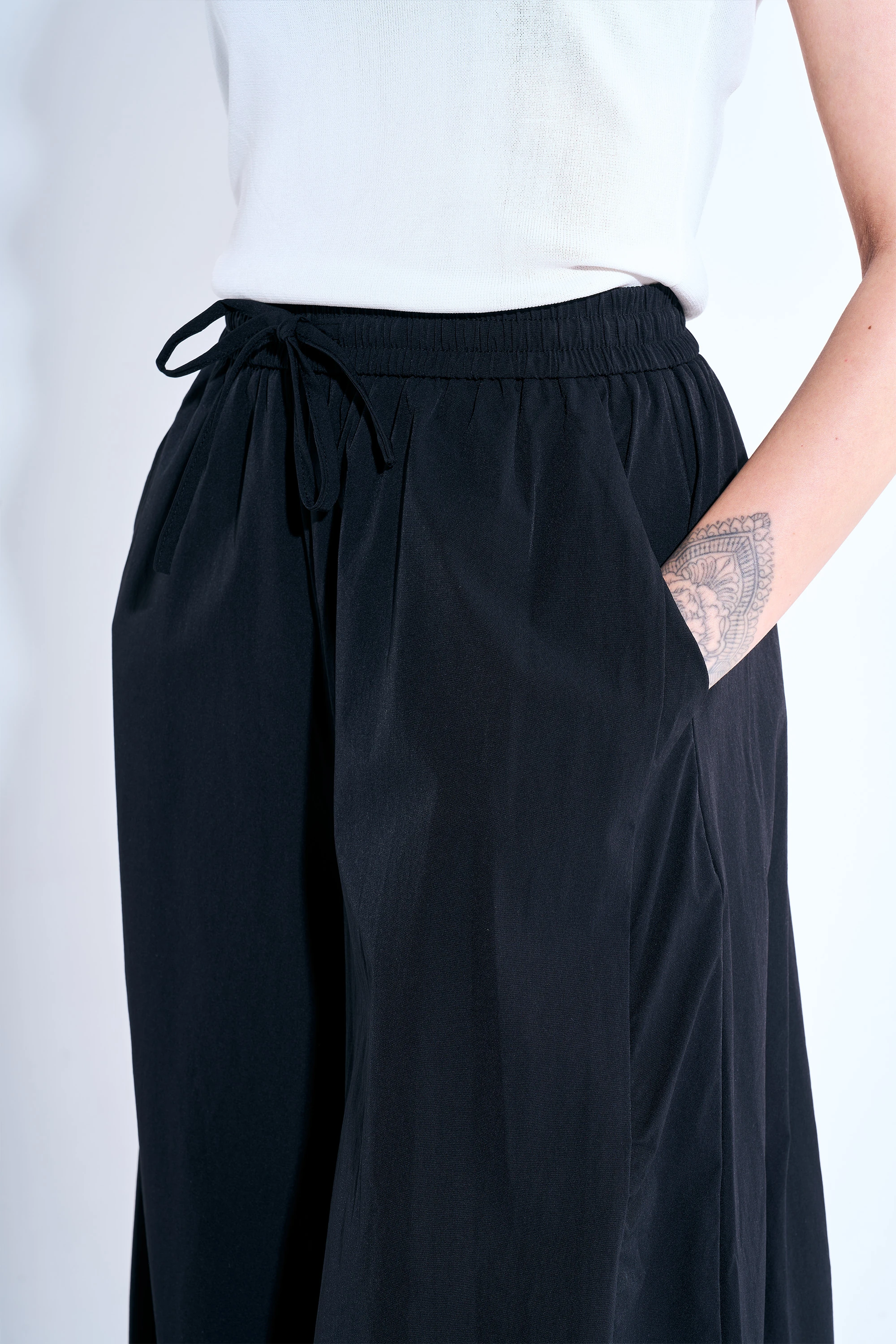 Paraşüt Kumaş Bol Pantolon