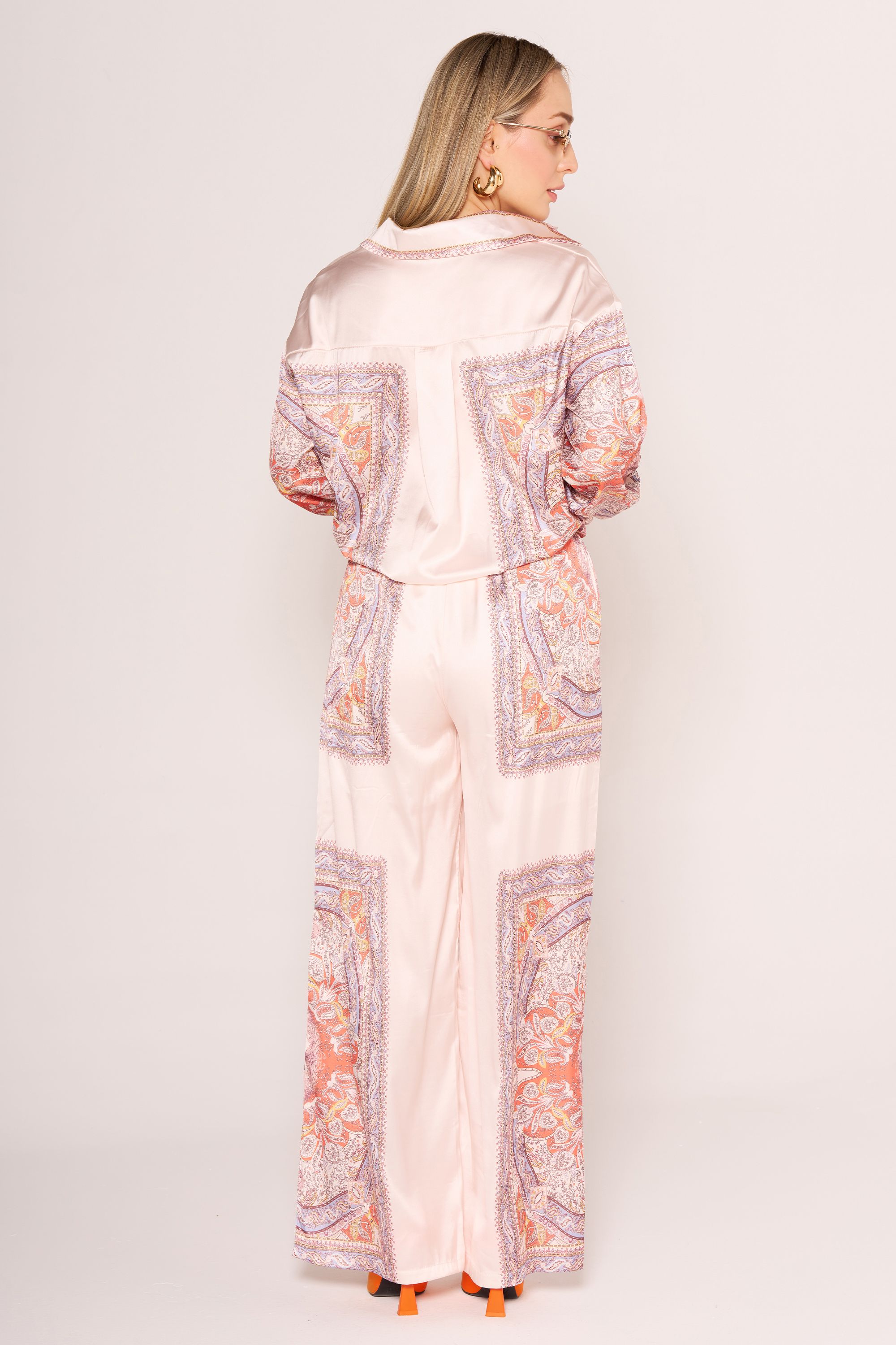 Desenli Saten Pantolon