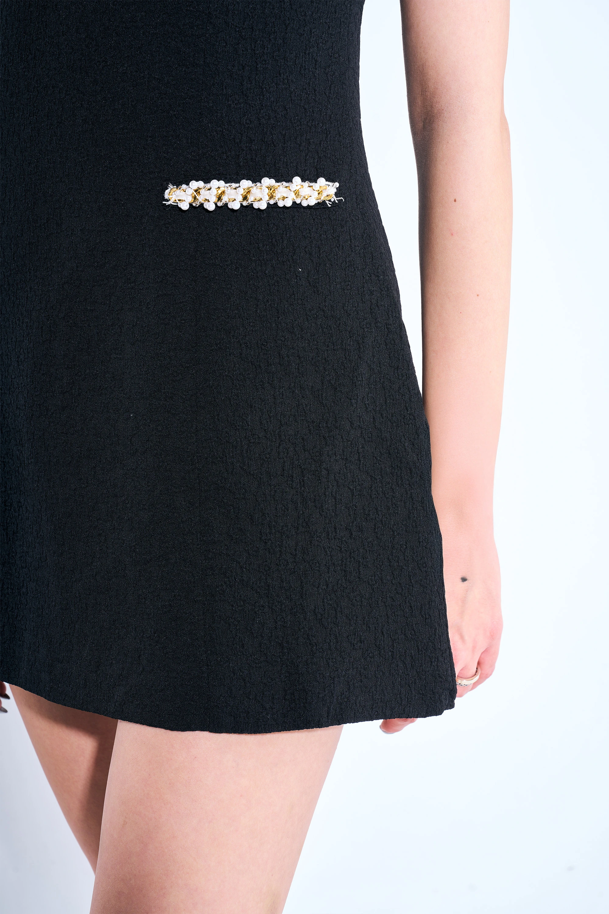 İnci Yakalı Elbise