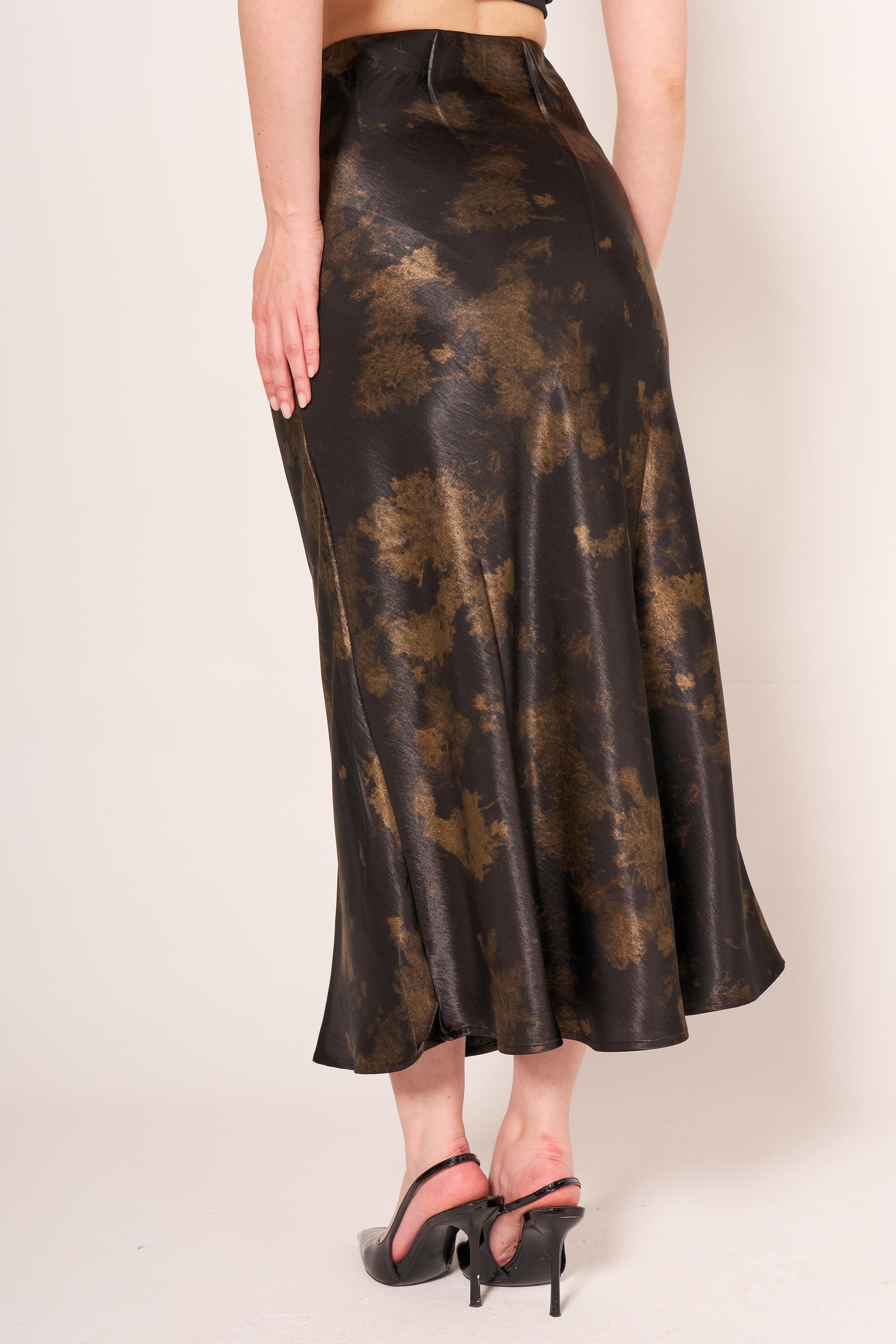 Batik Desenli Saten Etek