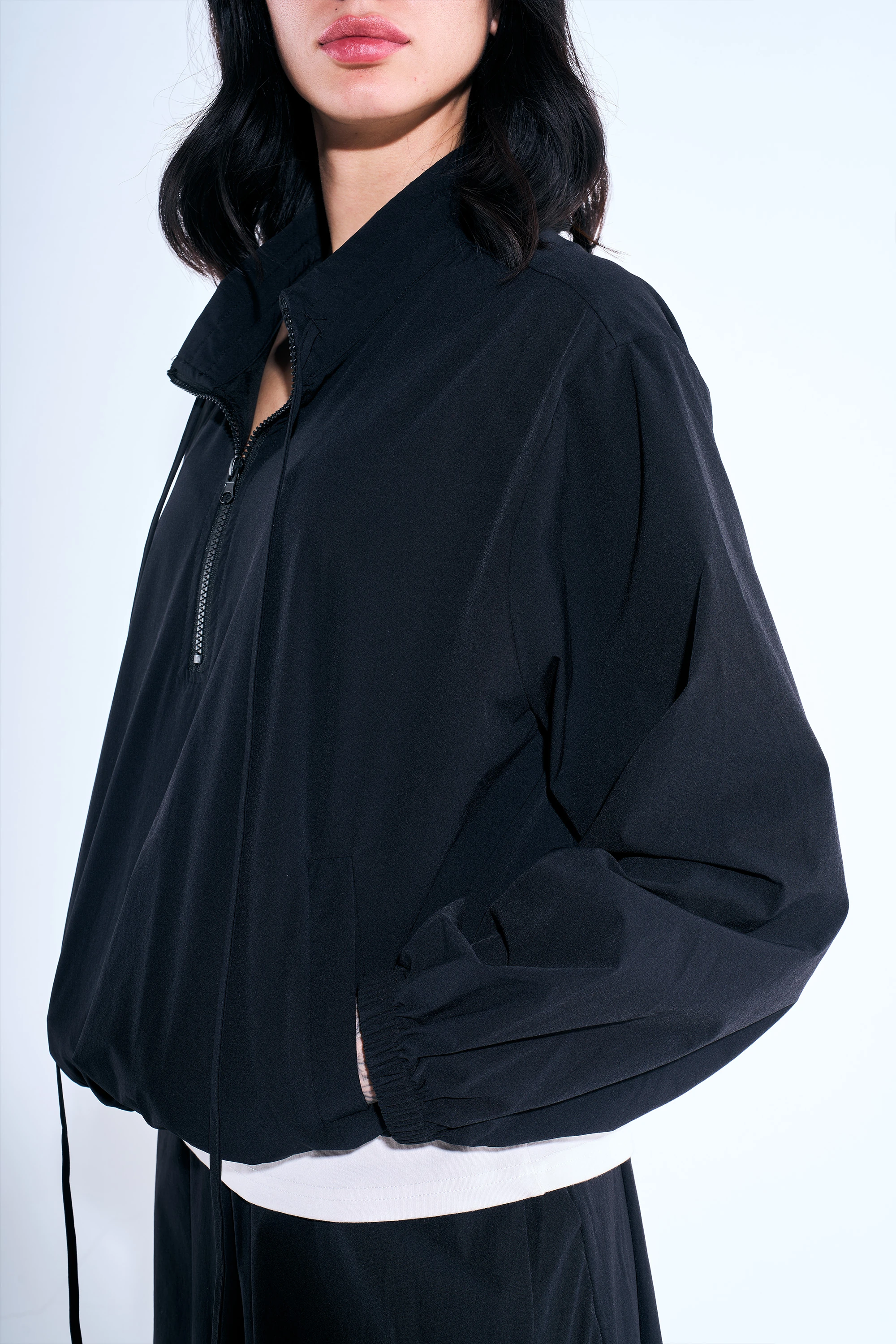 Paraşüt Kumaş Penye Detaylı Spor Üst